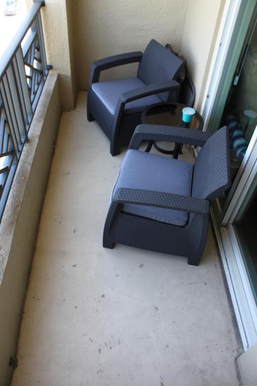 600 S Dixie Highway 503