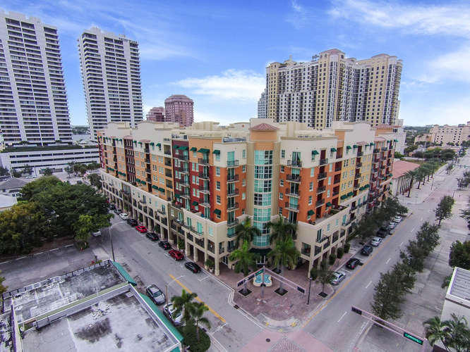 600 S Dixie Highway 503