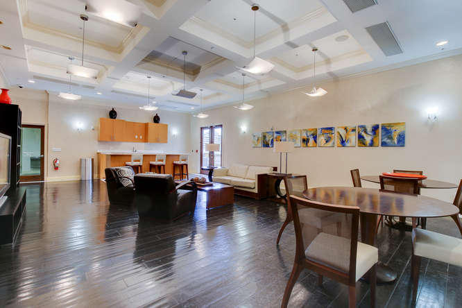 600 S Dixie Highway 503