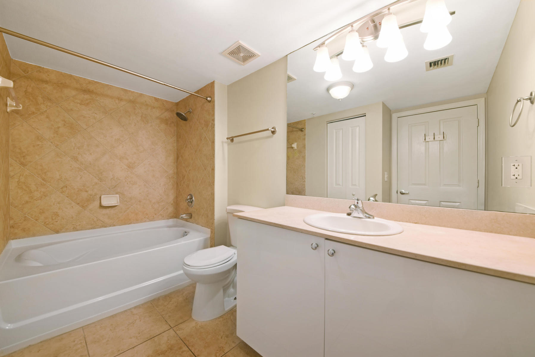 600 S Dixie Highway 503