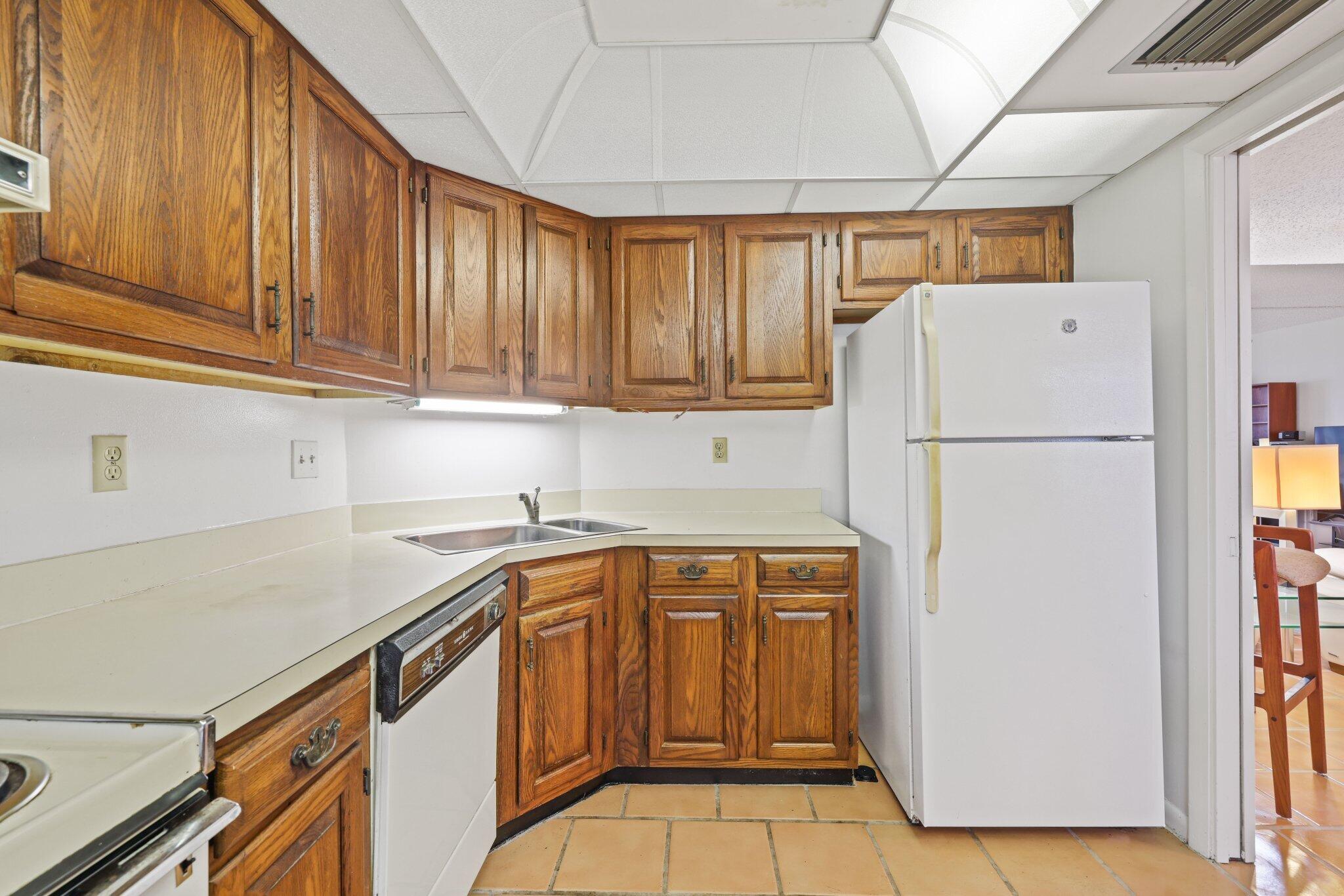 1 Harbourside Drive 4104