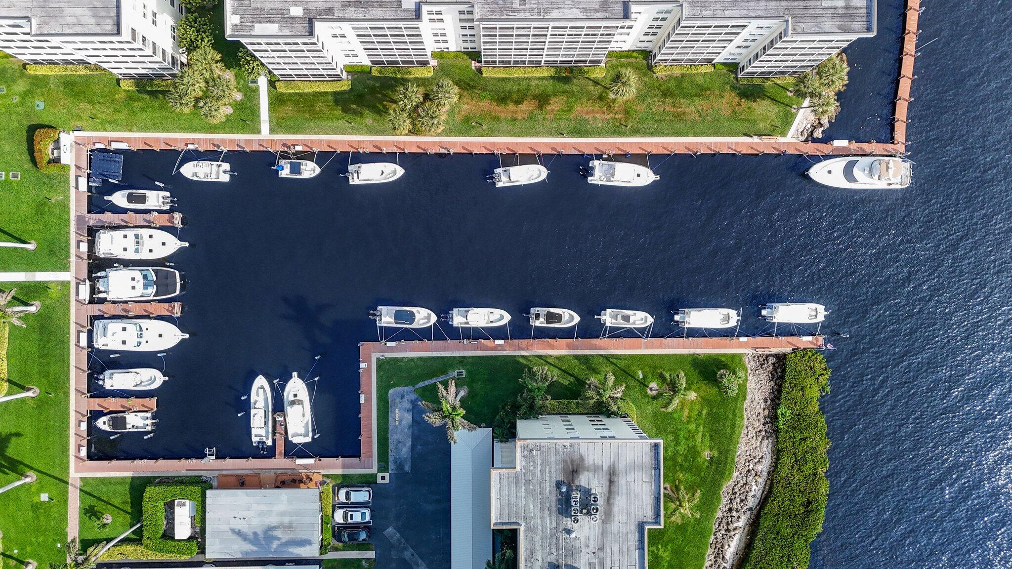 1 Harbourside Drive 4104