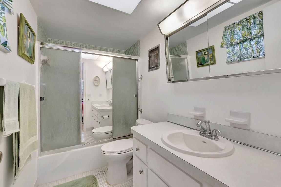 400 NE 20th Street D201