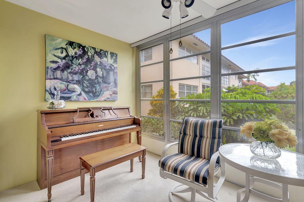 400 NE 20th Street D201