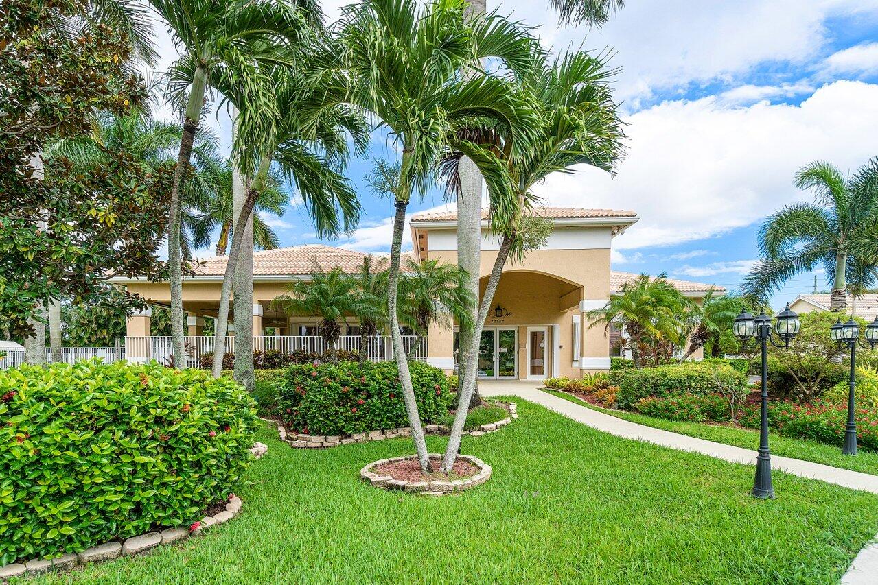 12950 Hampton Lakes Circle