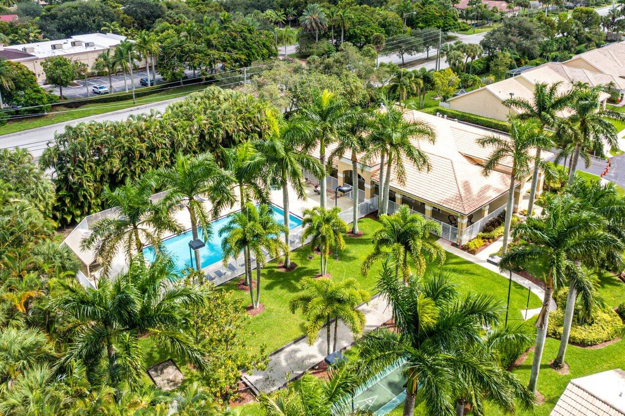 12950 Hampton Lakes Circle