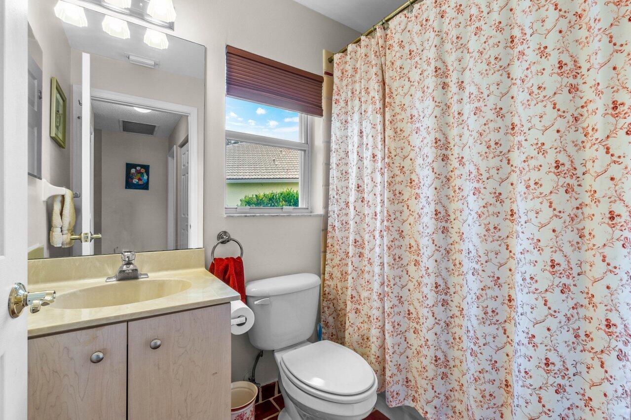 12950 Hampton Lakes Circle