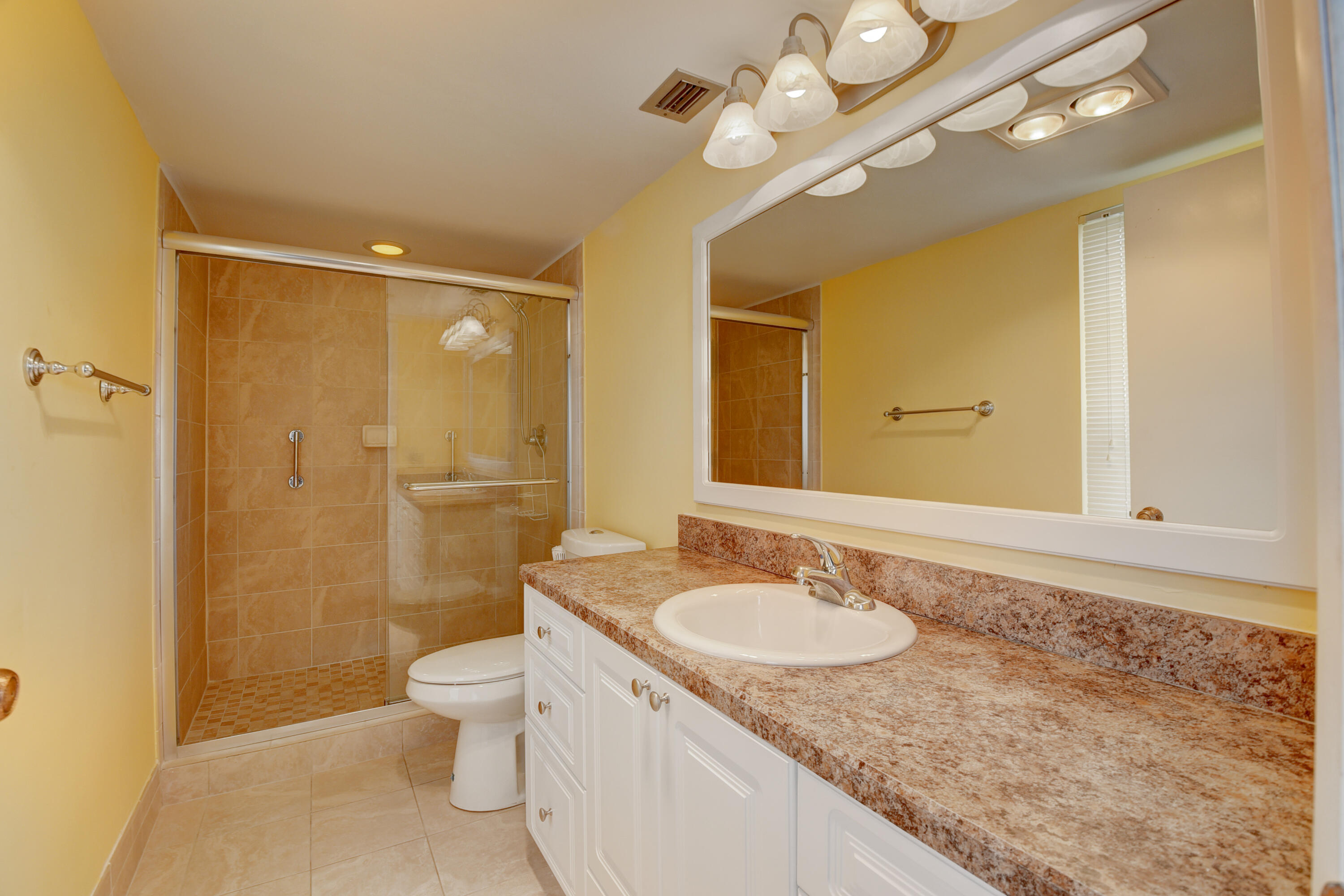 14425 Strathmore Lane 608