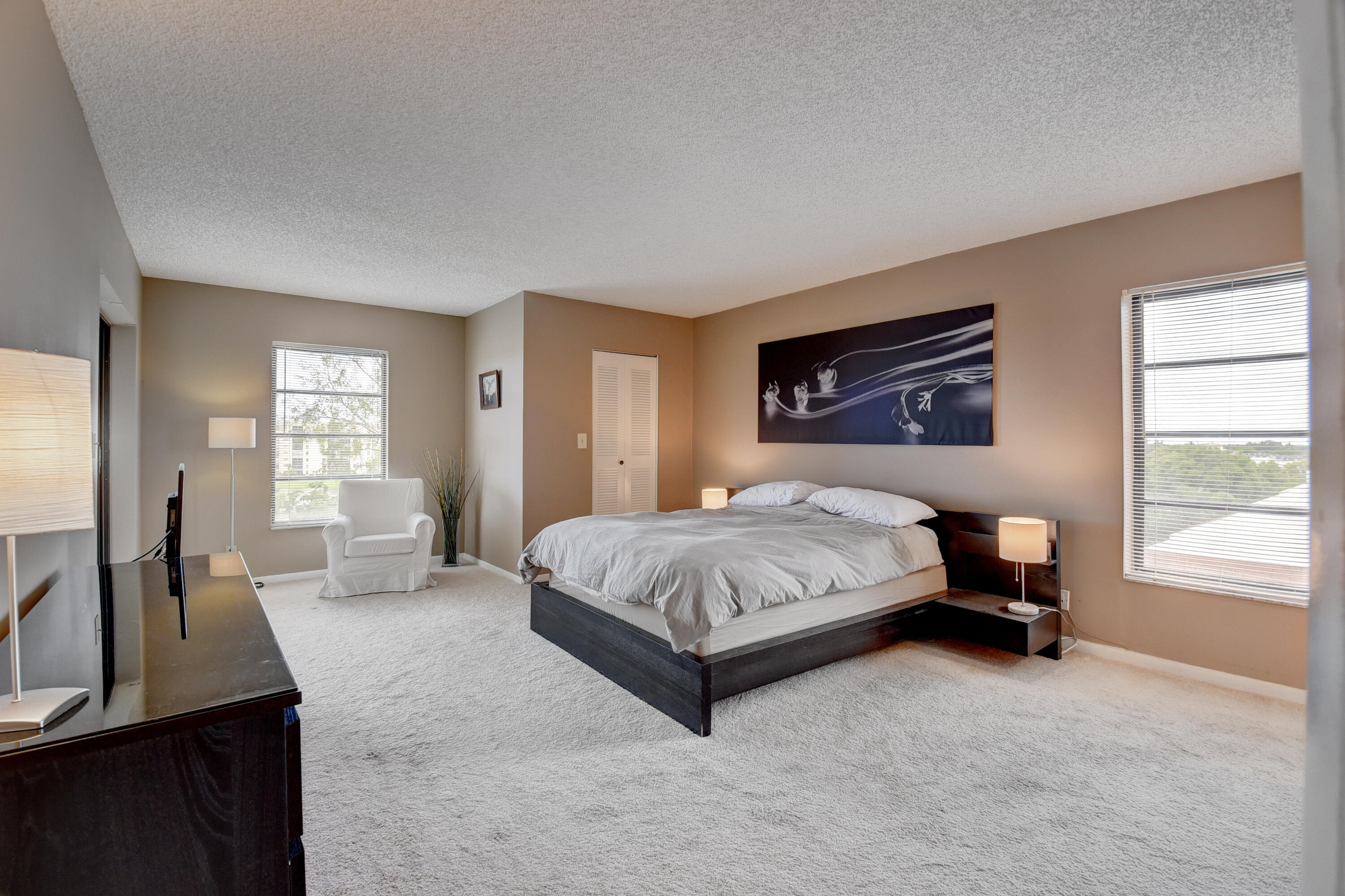 14425 Strathmore Lane 608