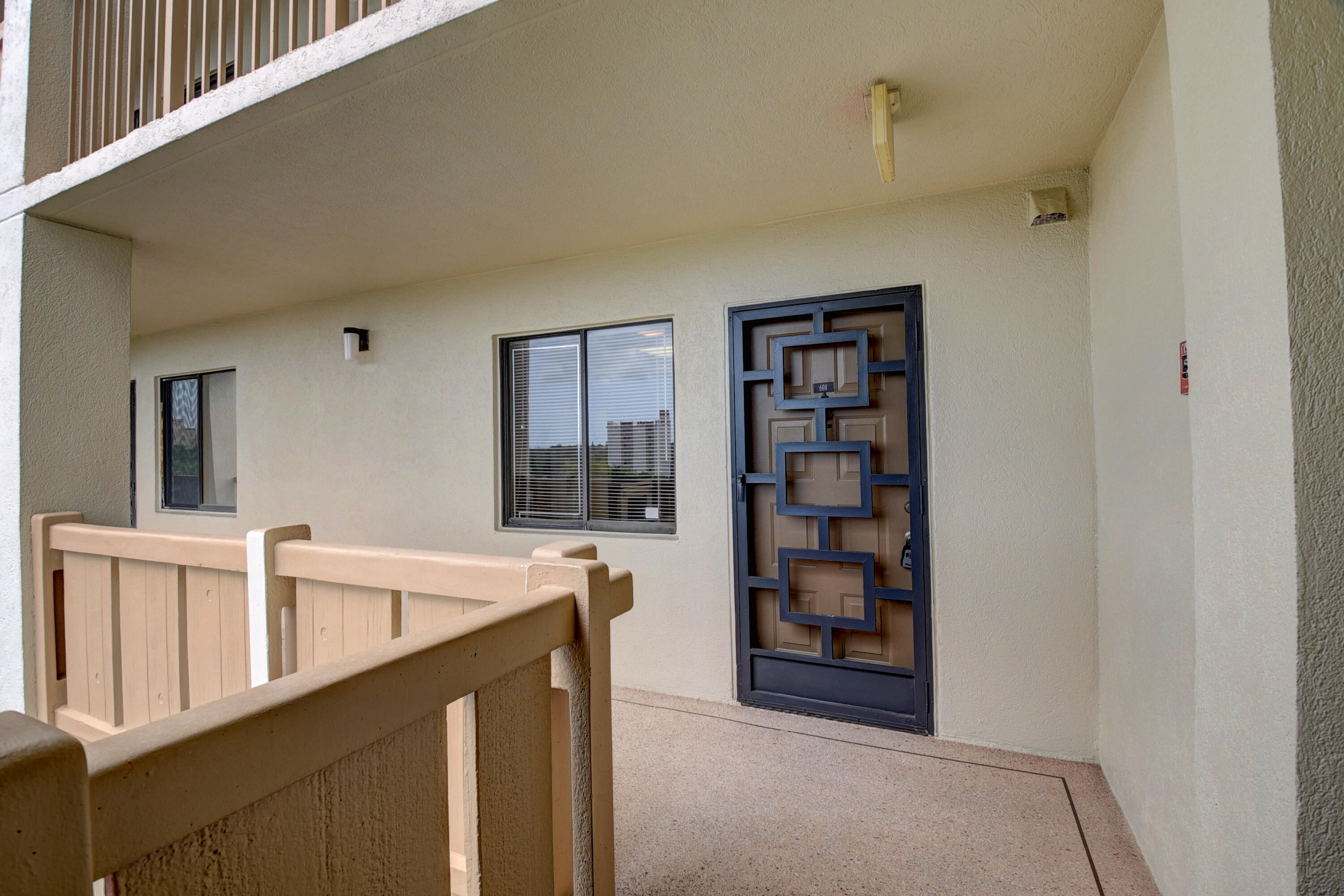 14425 Strathmore Lane 608