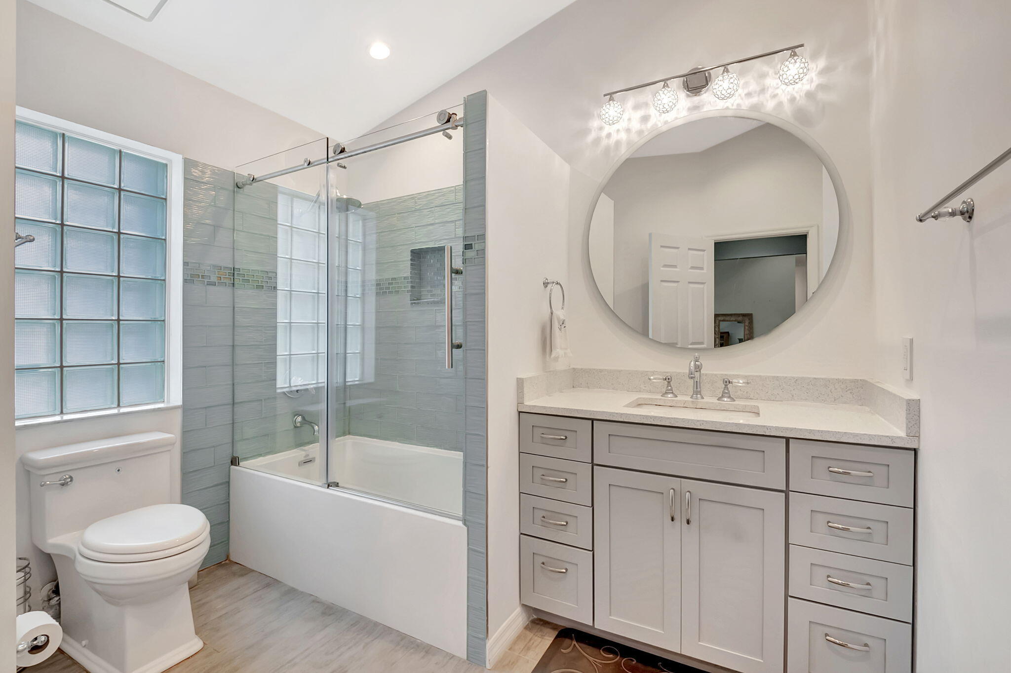 7528 Stirling Bridge Boulevard N