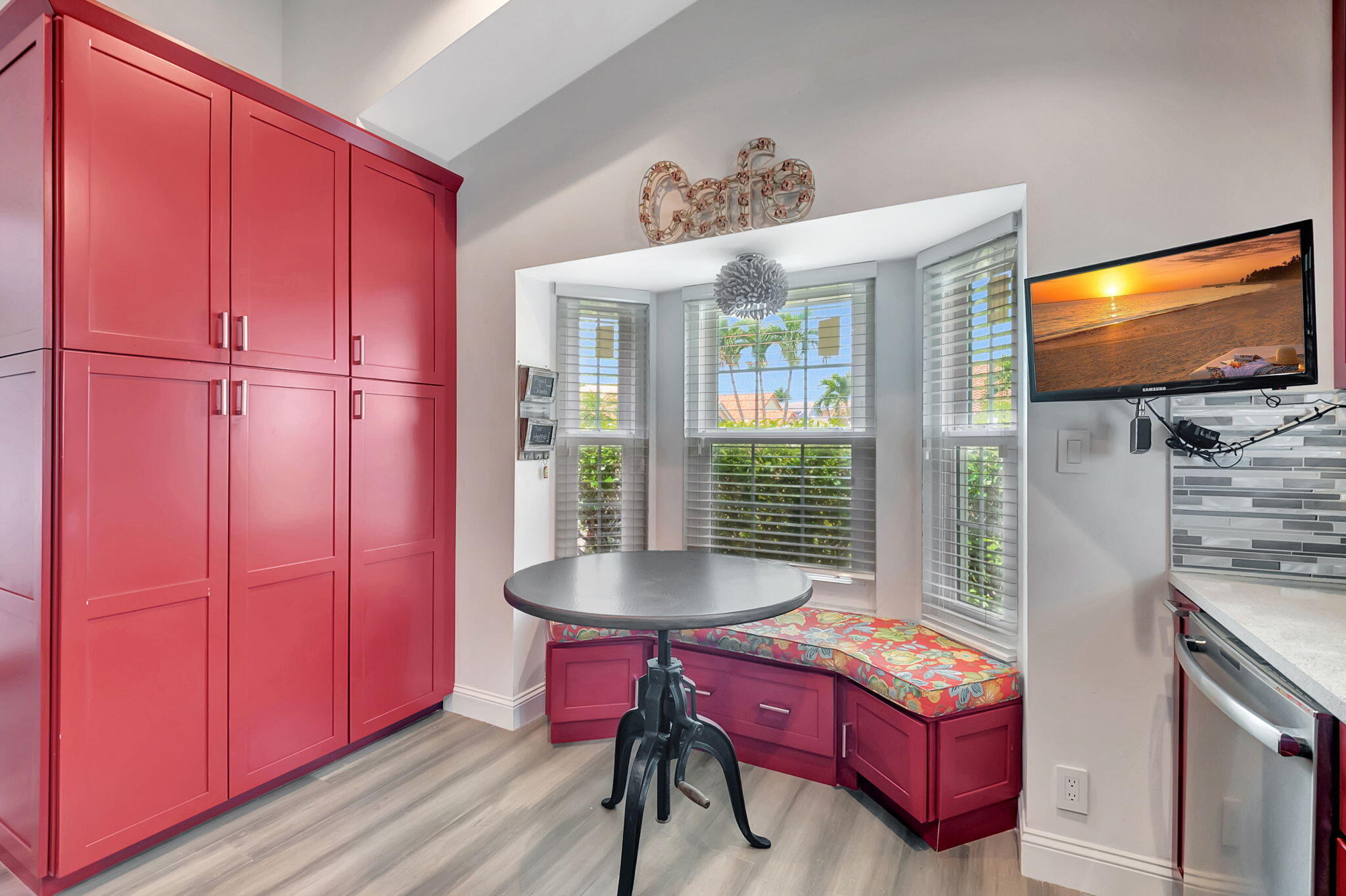 7528 Stirling Bridge Boulevard N