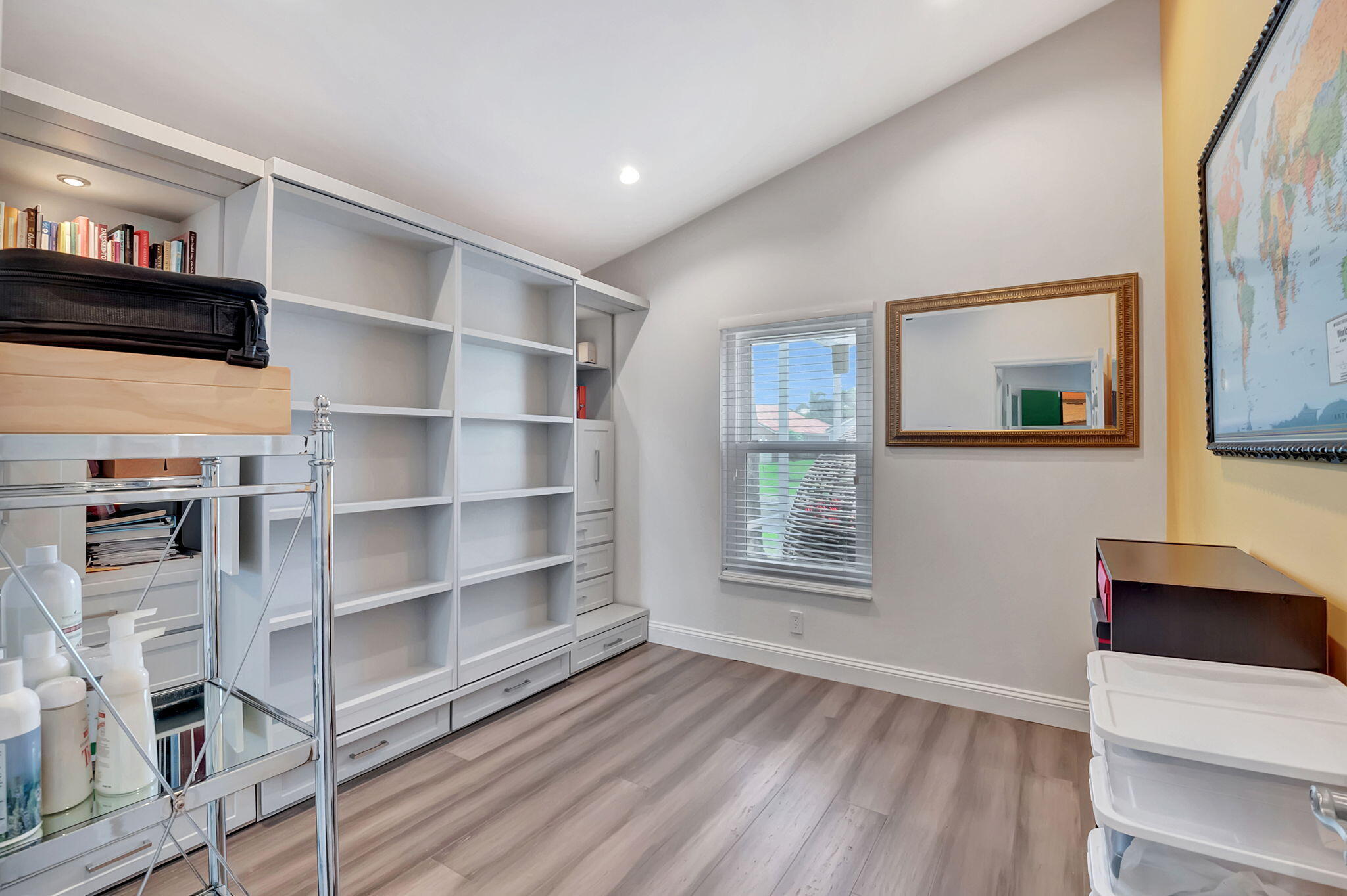 7528 Stirling Bridge Boulevard N