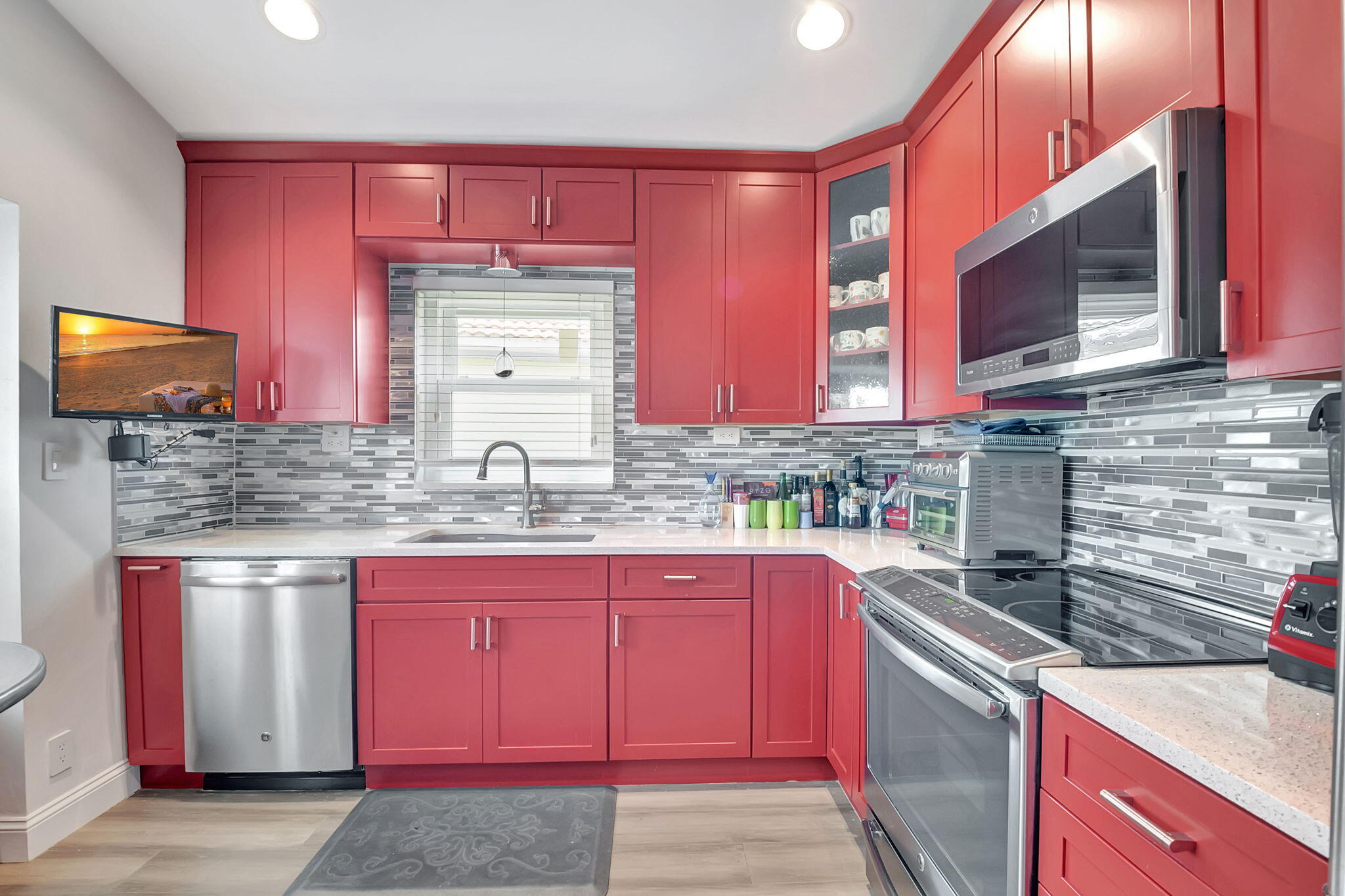 7528 Stirling Bridge Boulevard N