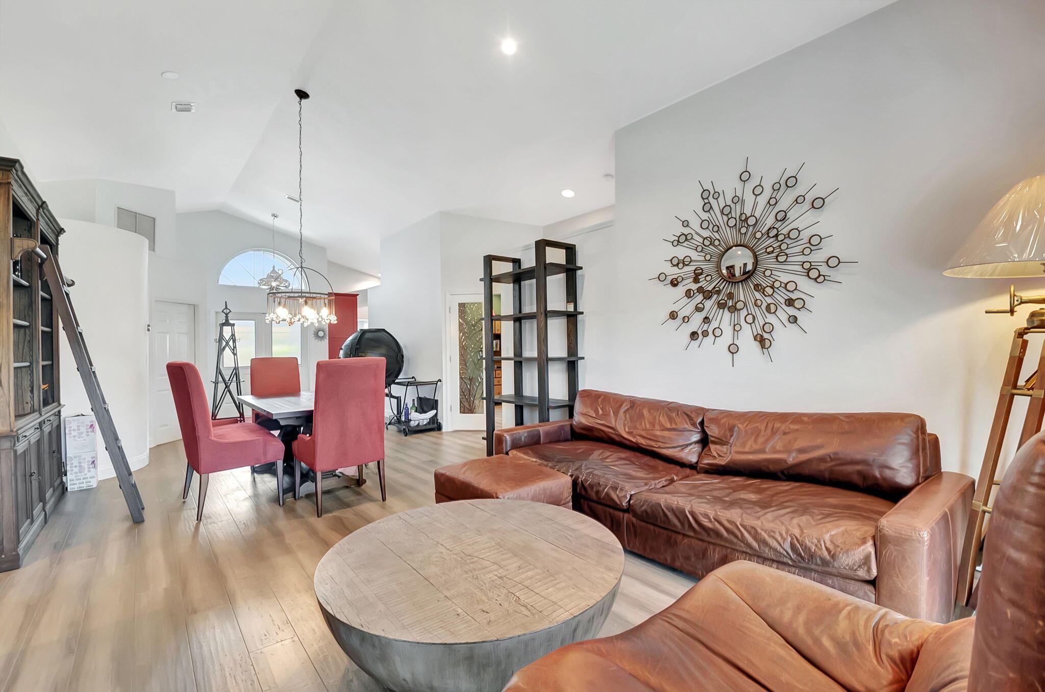 7528 Stirling Bridge Boulevard N