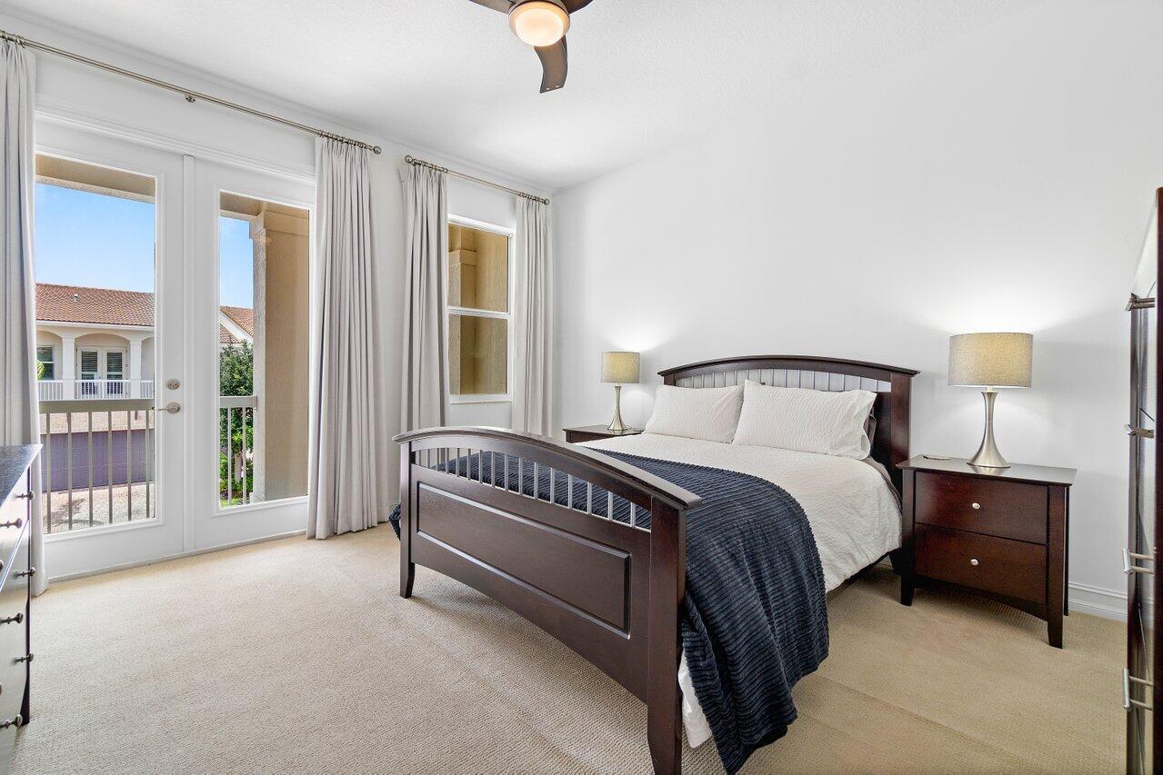 100 NW 69th Circle 76