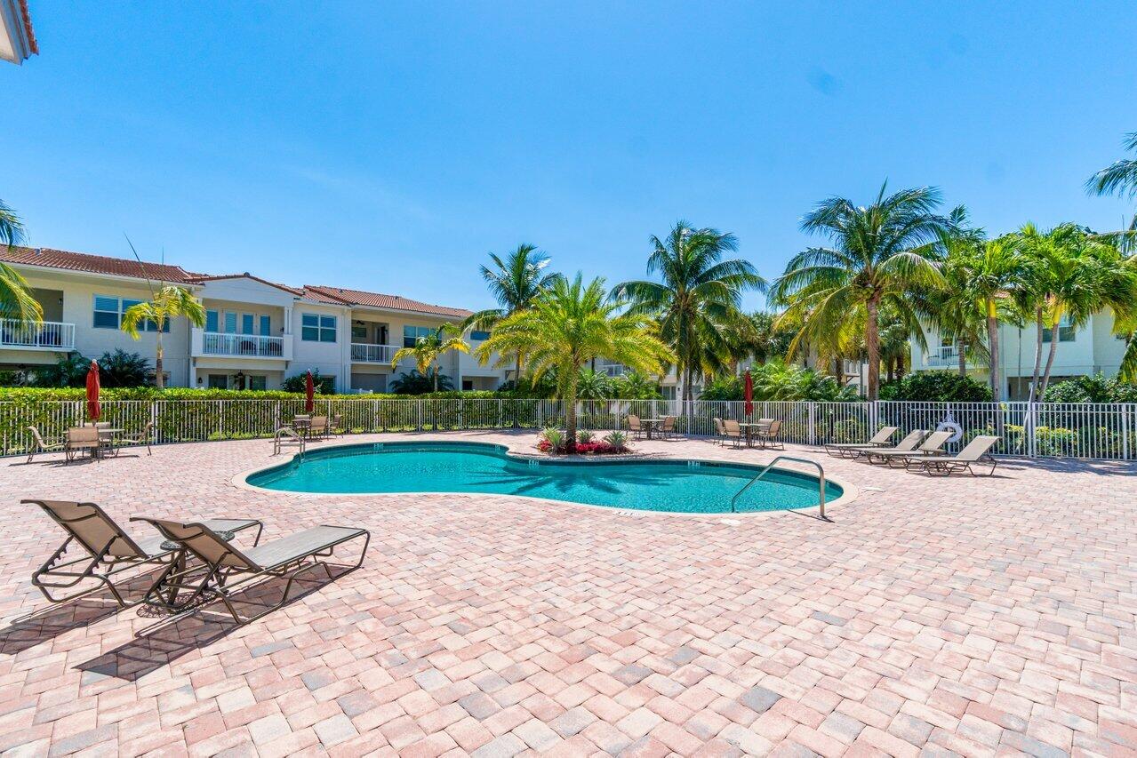 100 NW 69th Circle 76