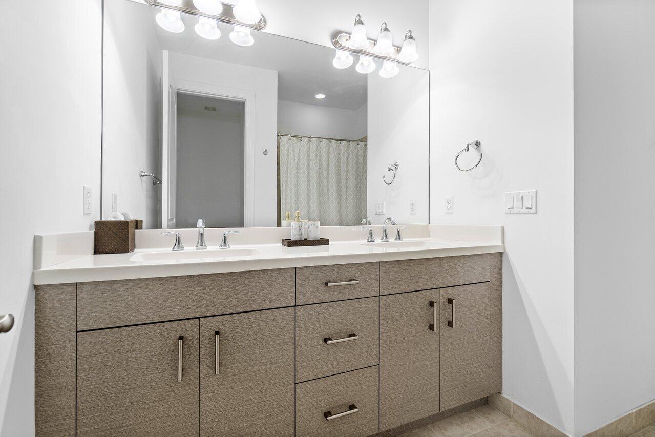 100 NW 69th Circle 76