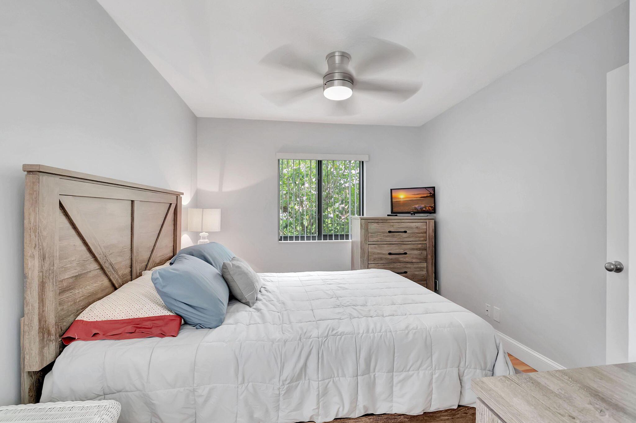 410 Pine Glen Lane B-1