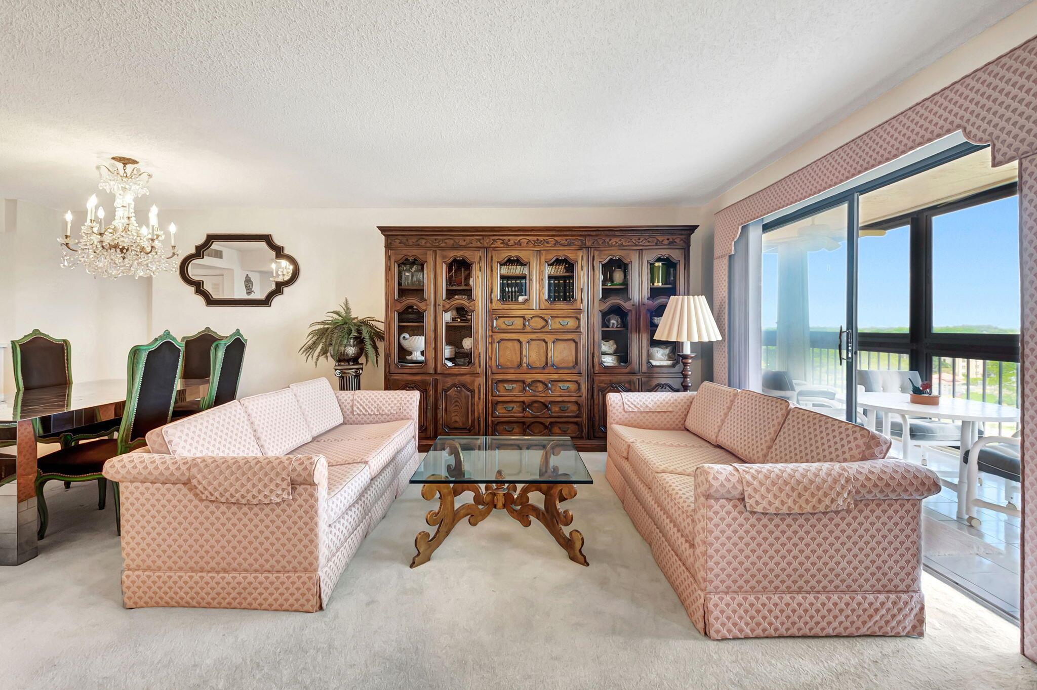 7380 S Oriole Boulevard 801