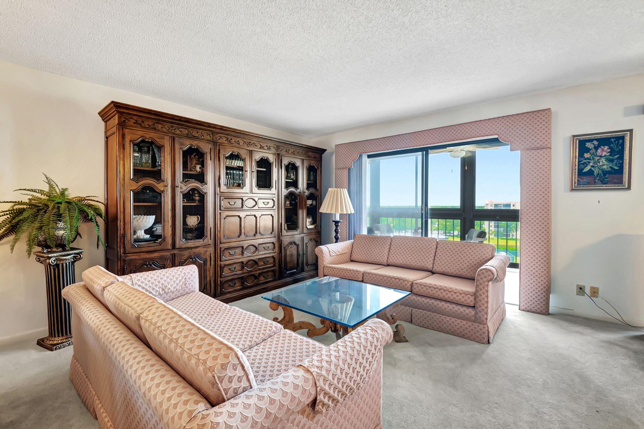 7380 S Oriole Boulevard 801