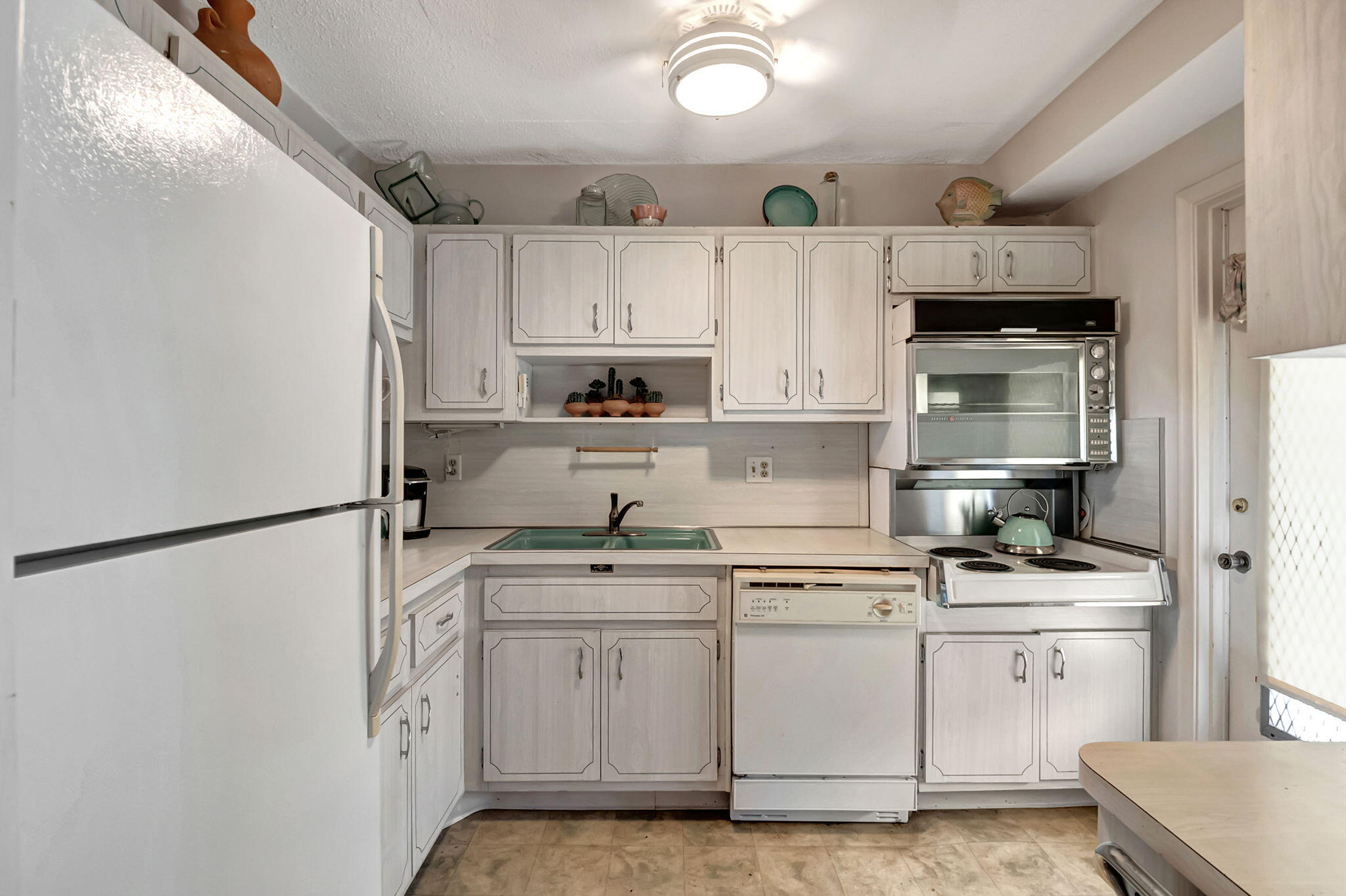 400 NE 20th Street B106