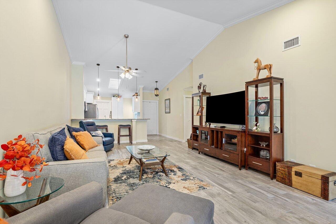 5328 Fig Palm Way A