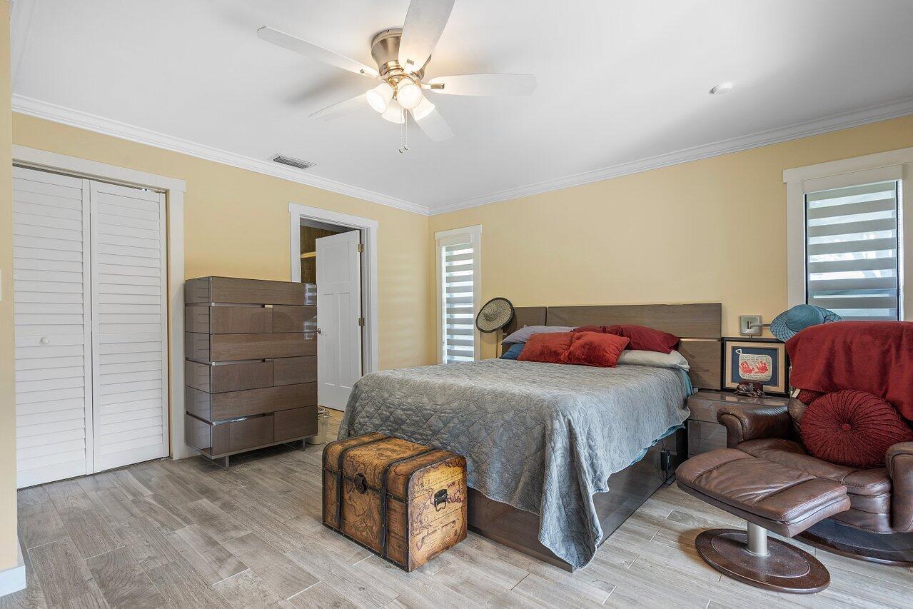 5328 Fig Palm Way A