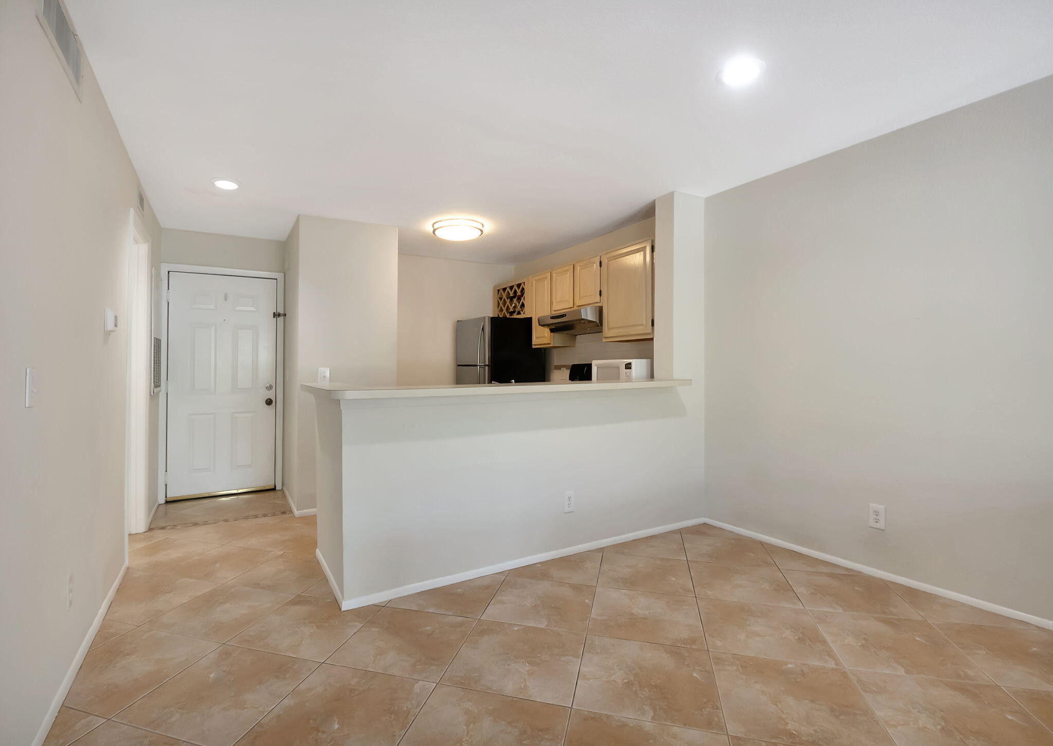 1760 Palm Cove Boulevard 5-202