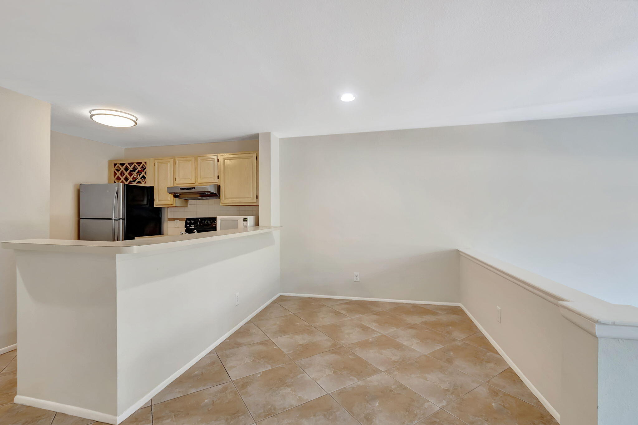 1760 Palm Cove Boulevard 5-202