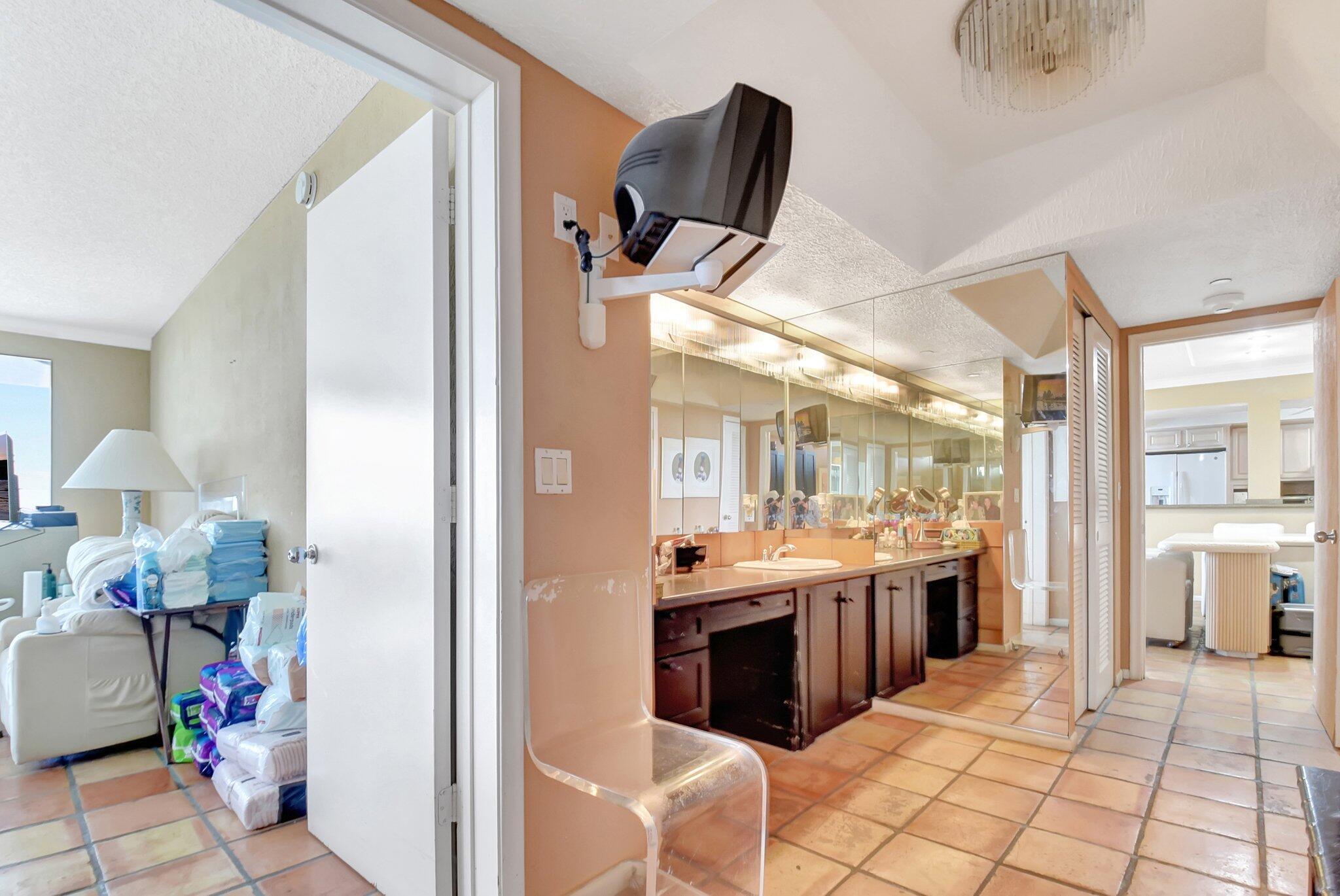 2660 S Ocean Boulevard 101n