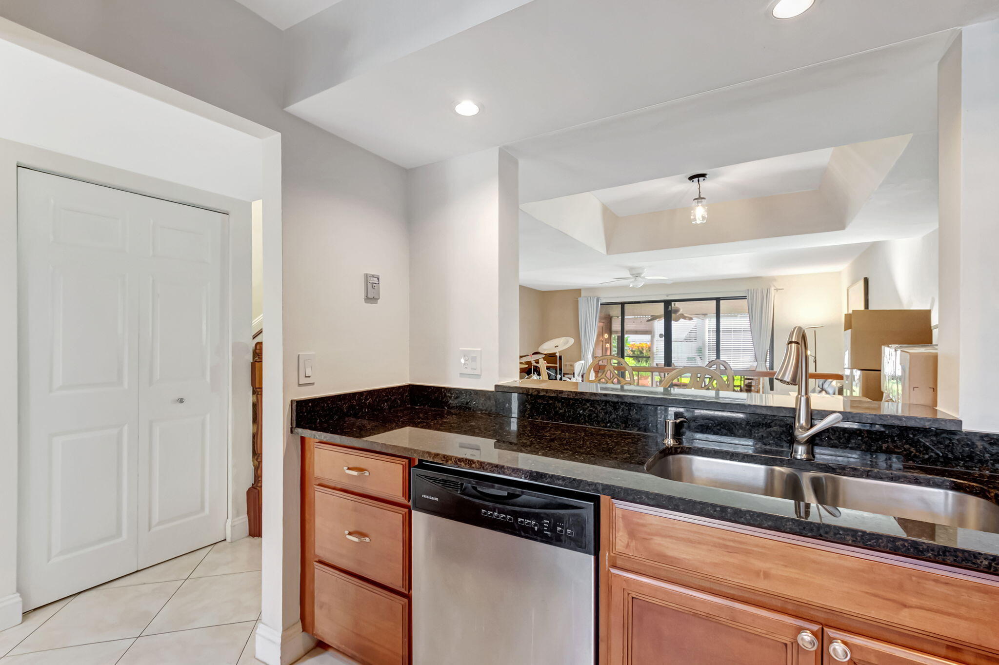 624 NE 20th Lane