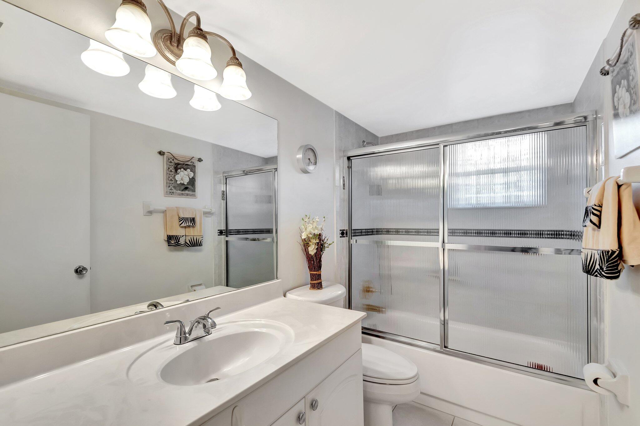 2152 NE 1st Way 101