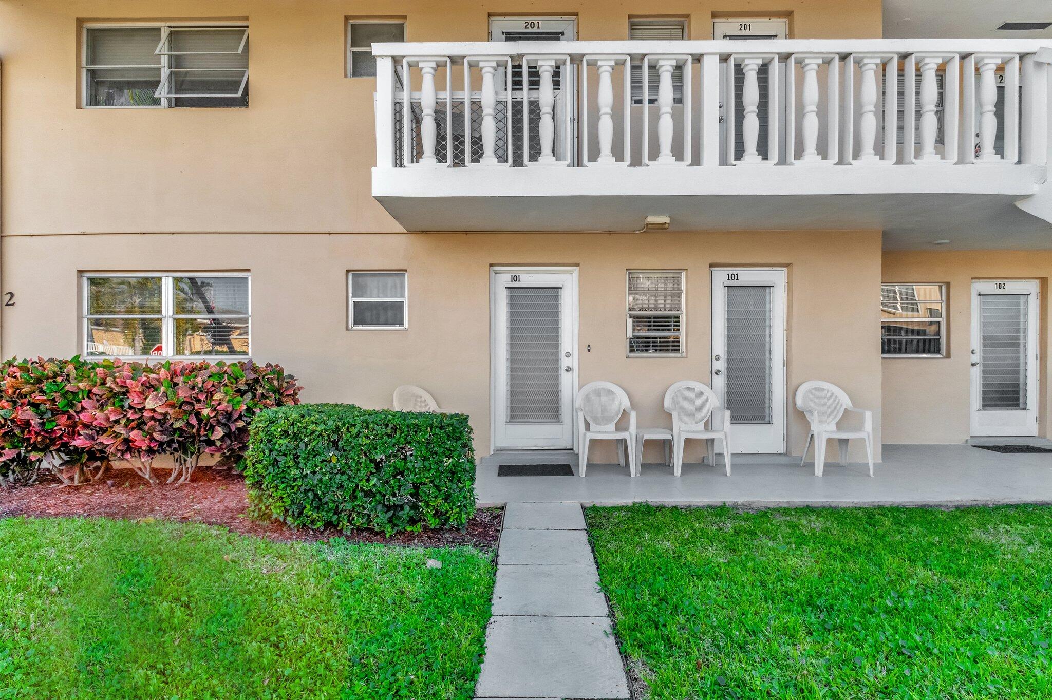 2152 NE 1st Way 101