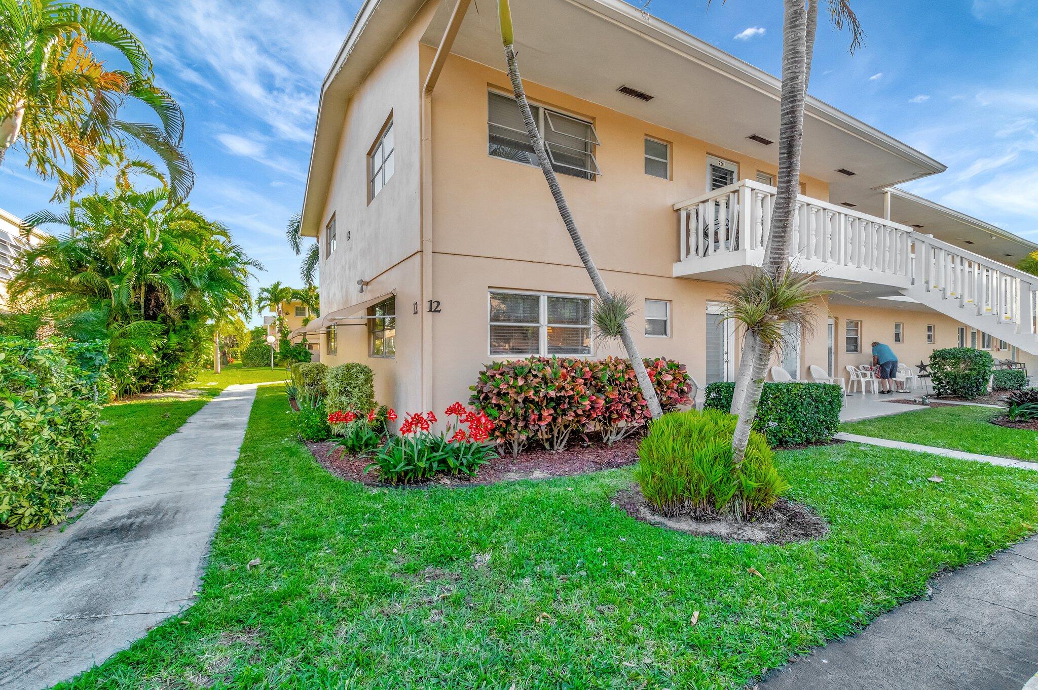 2152 NE 1st Way 101