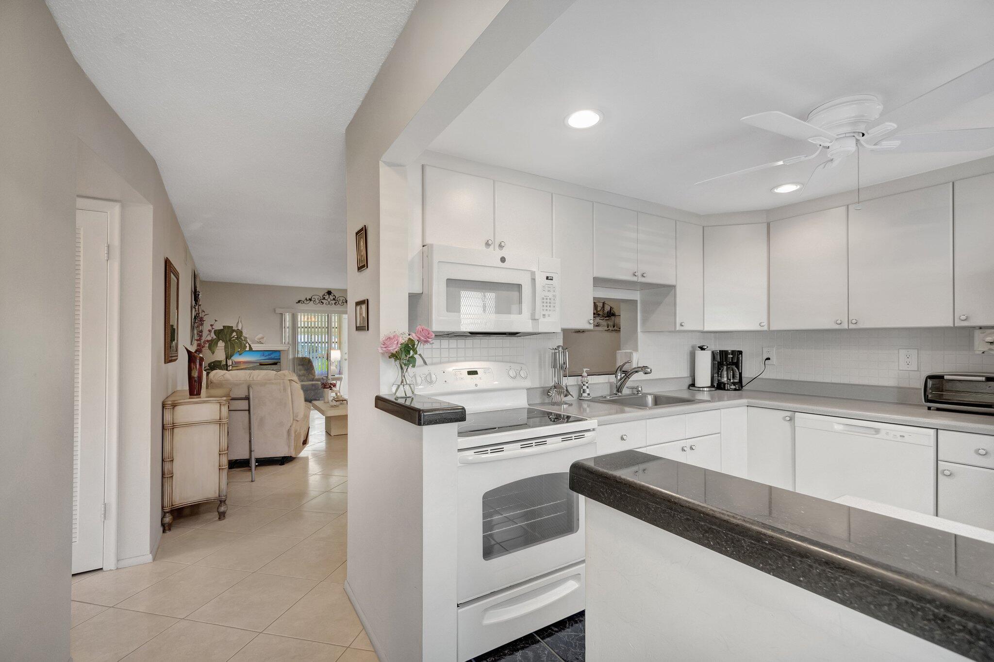 2152 NE 1st Way 101