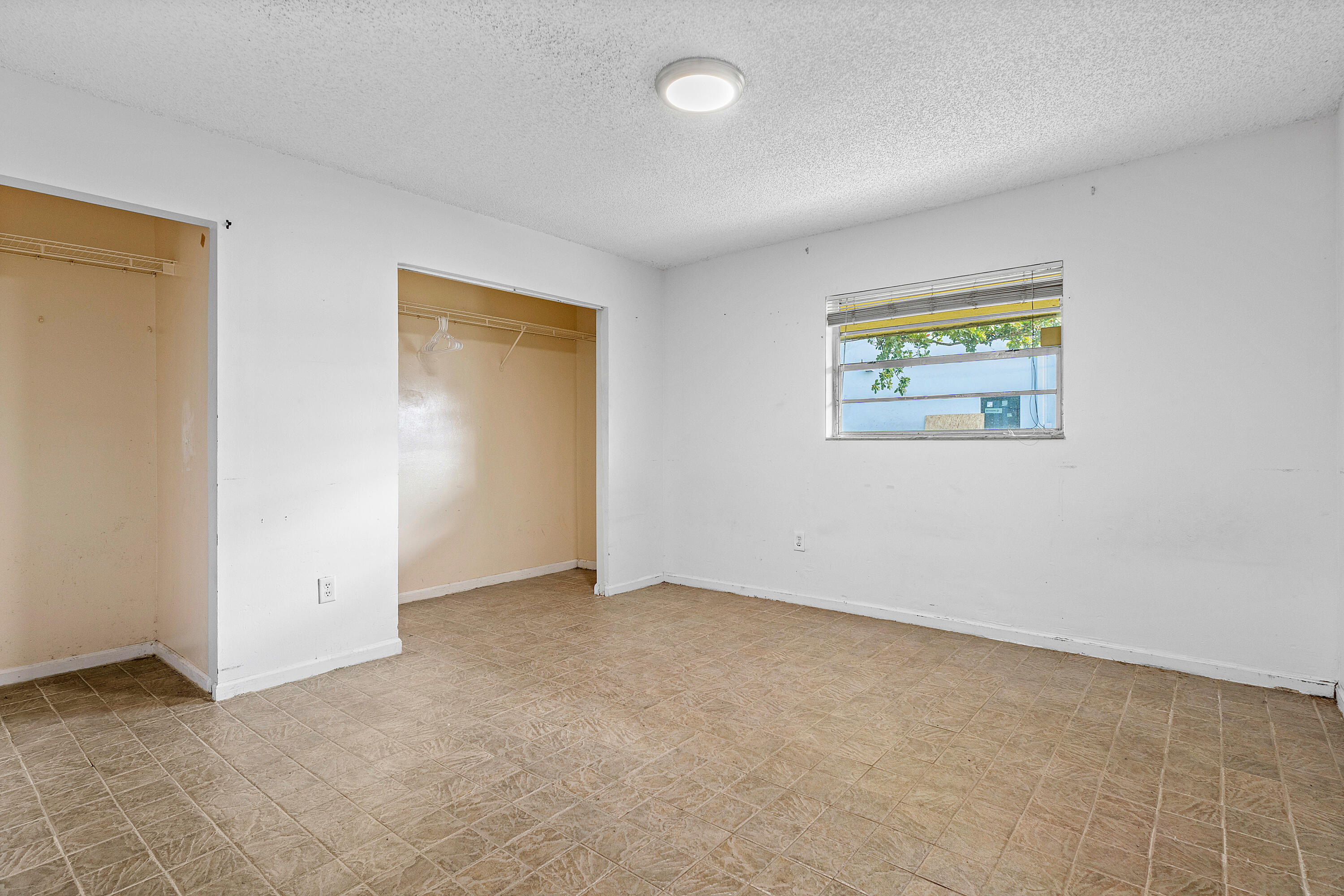 144 SW 2nd Avenue
