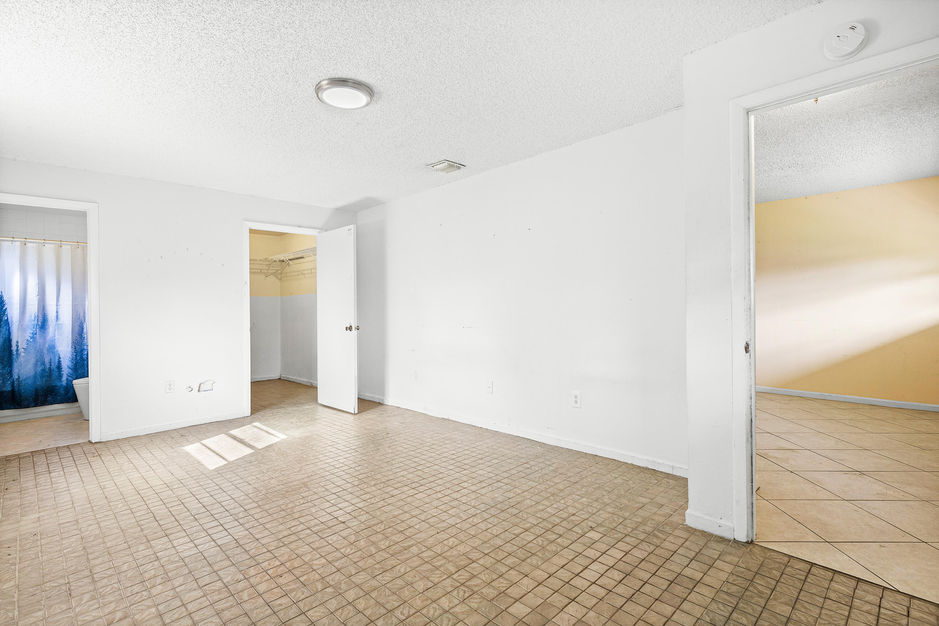 144 SW 2nd Avenue