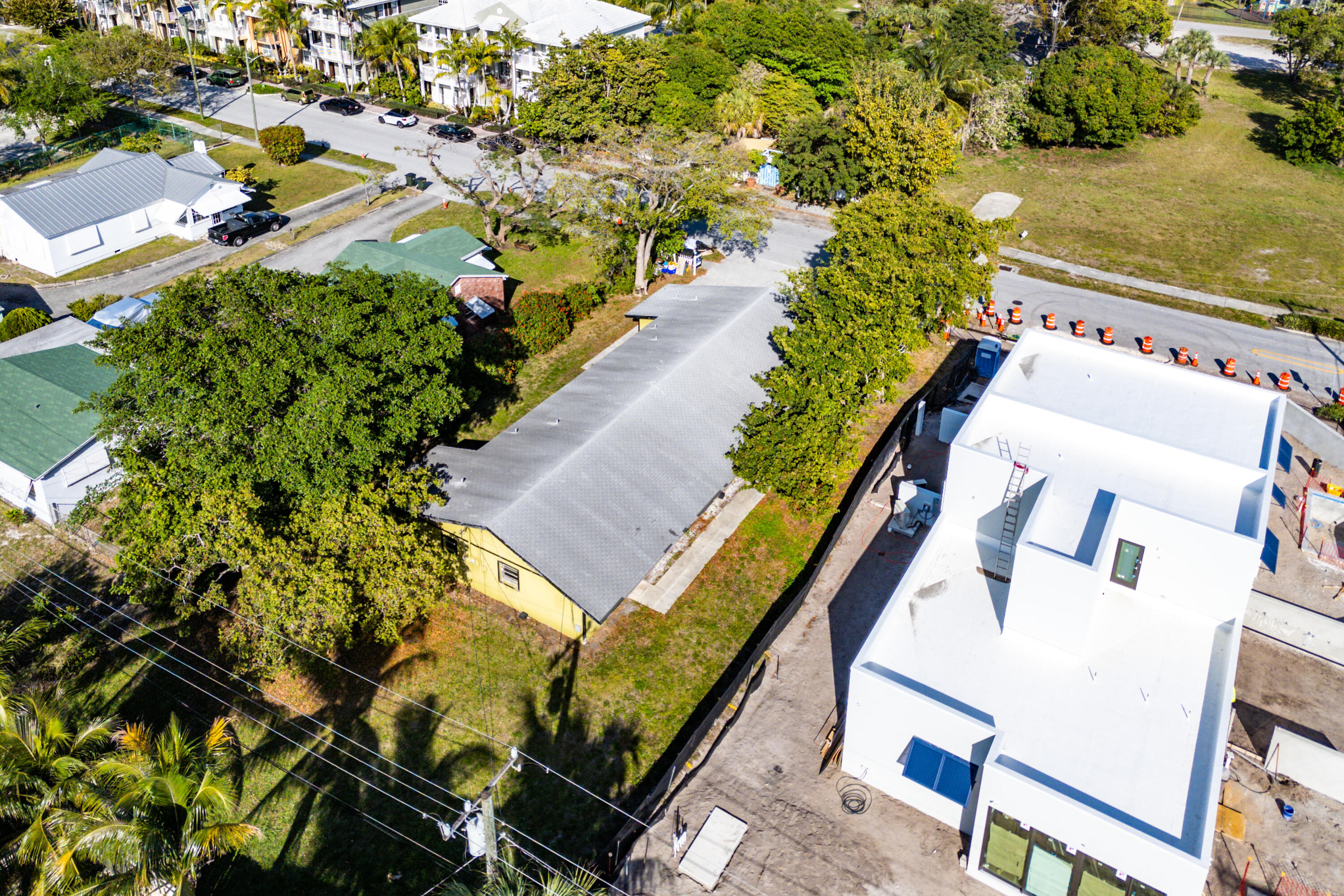 144 SW 2nd Avenue