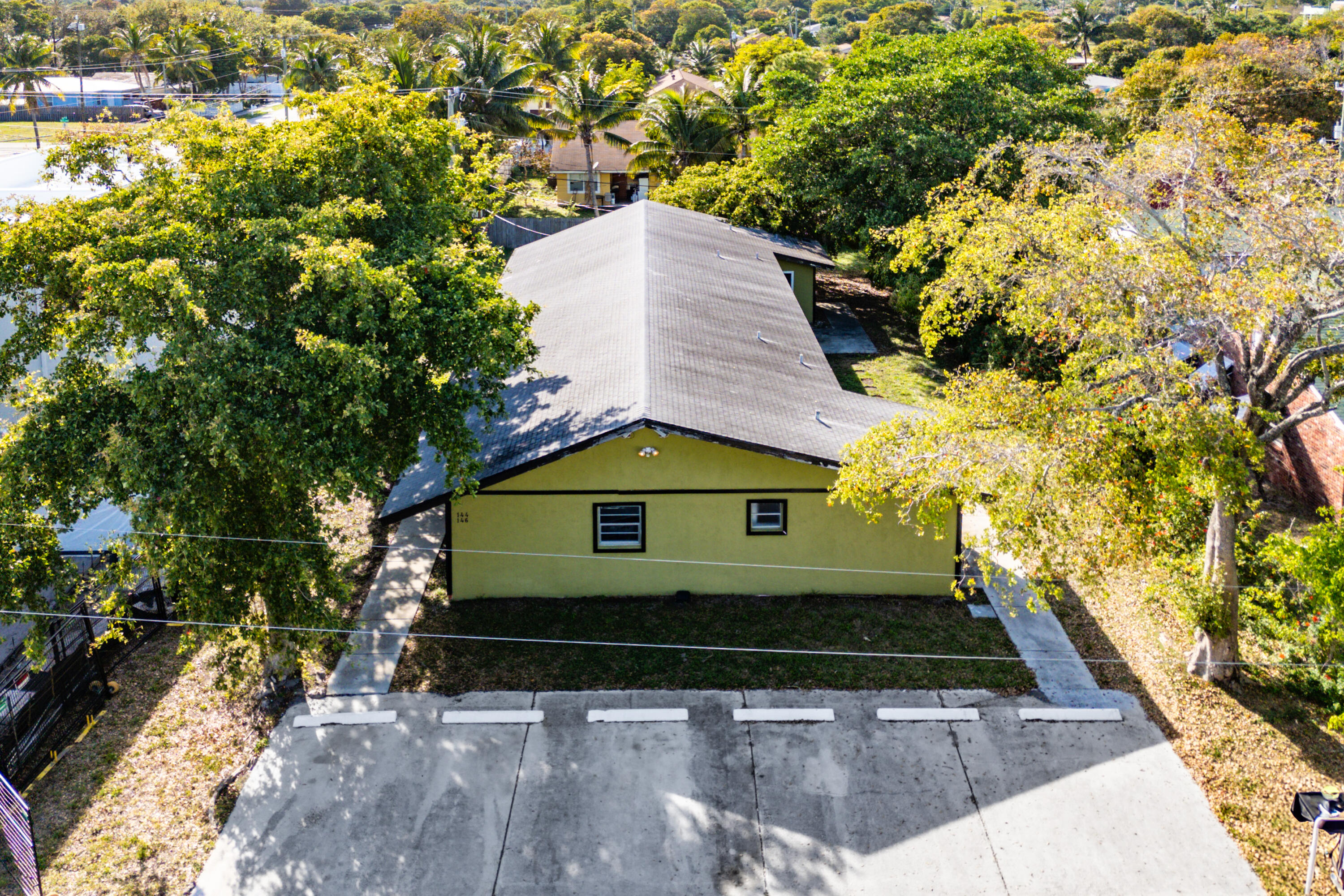 144 SW 2nd Avenue