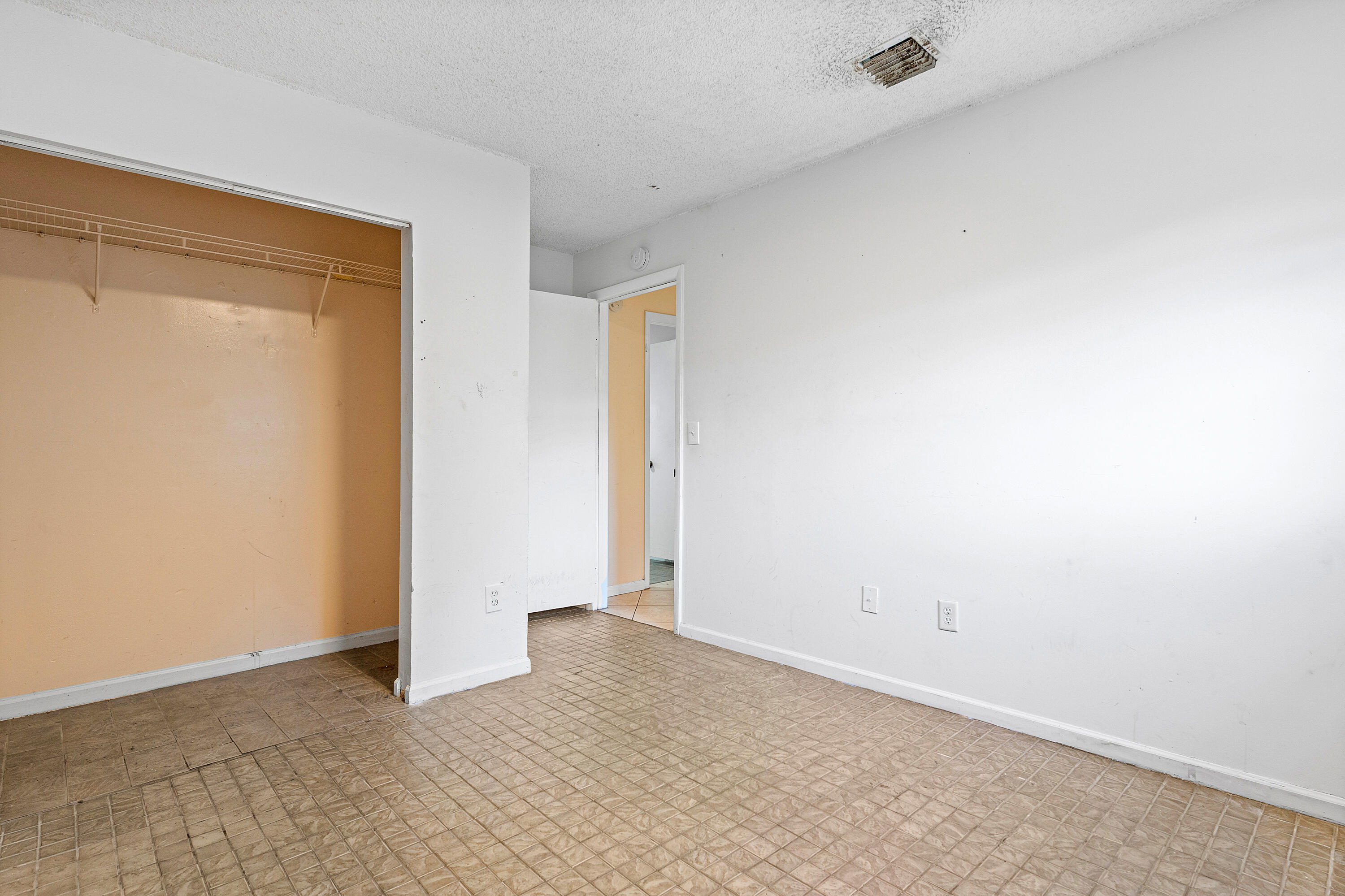 144 SW 2nd Avenue