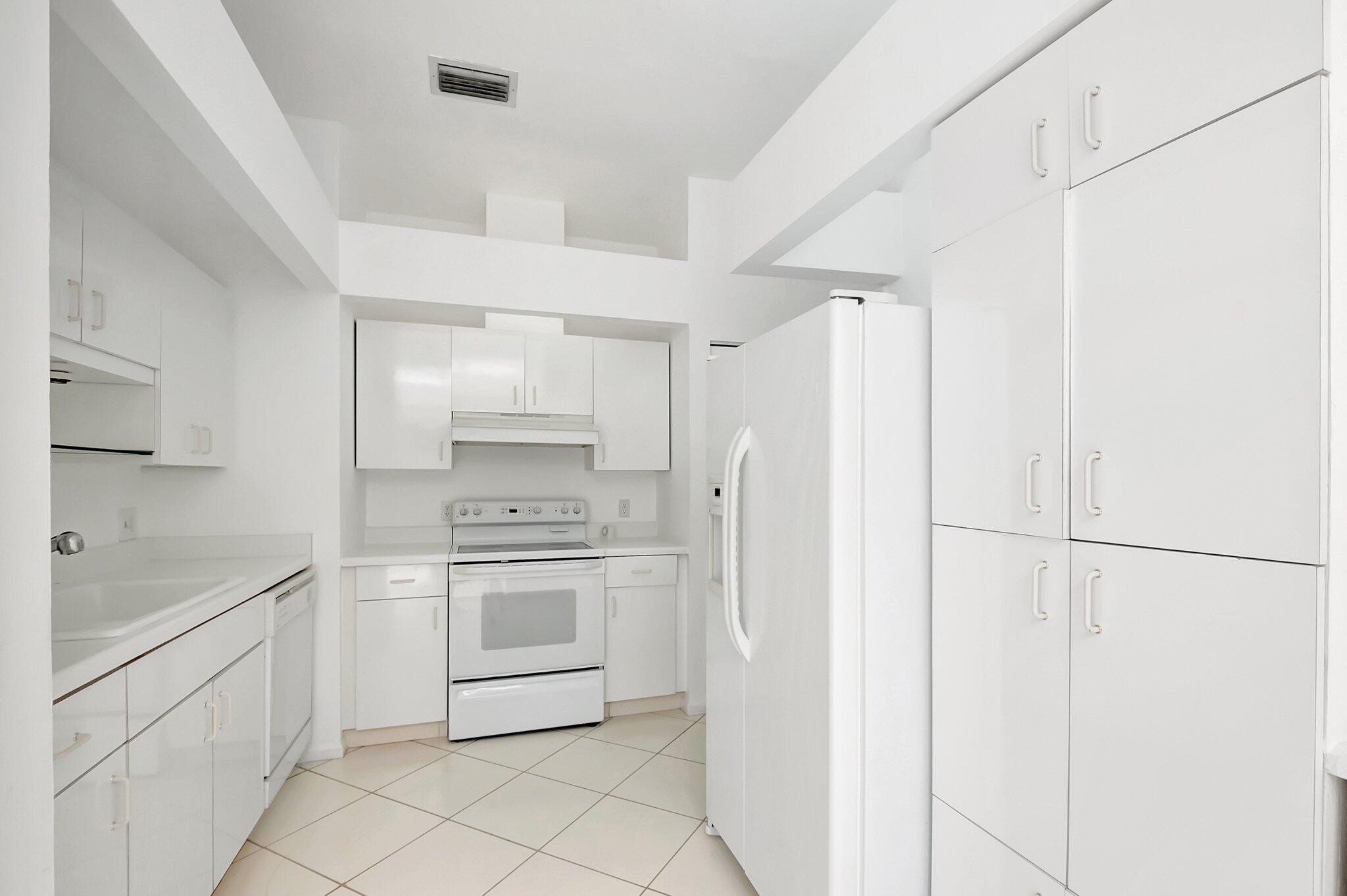 4171 NW 2nd Street