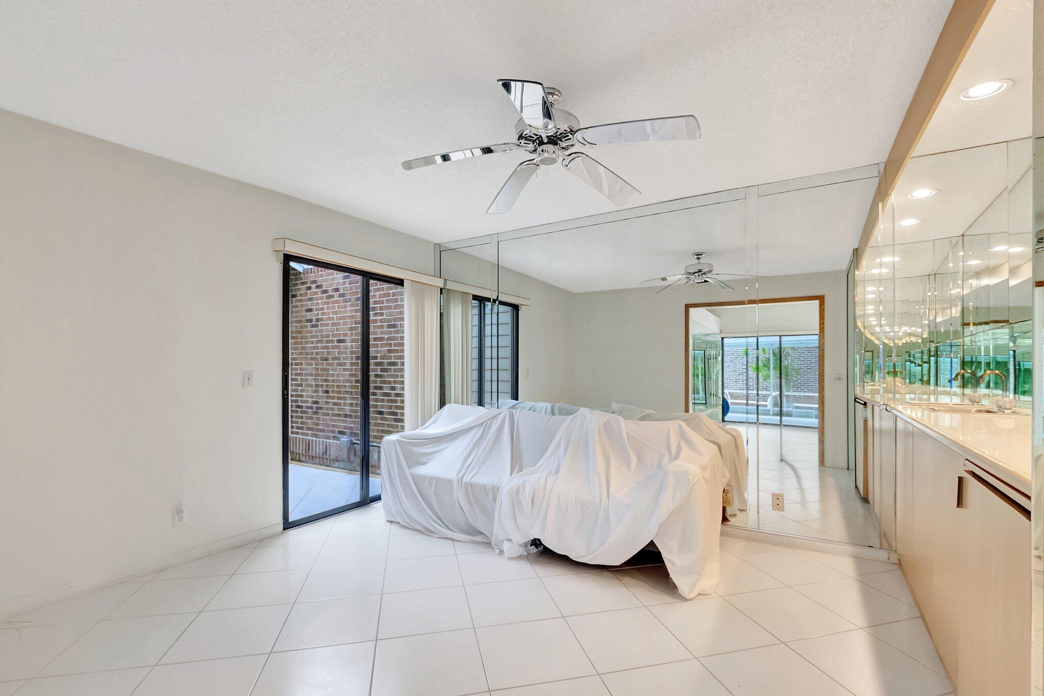4171 NW 2nd Street