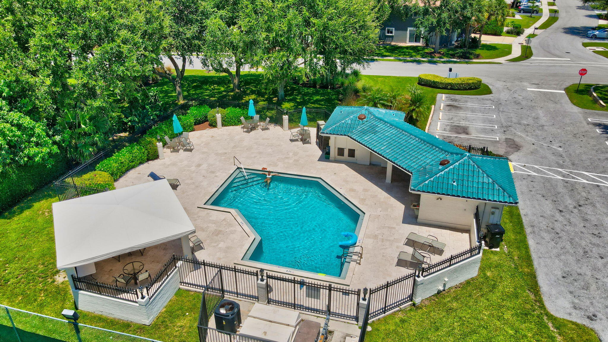 4171 NW 2nd Street