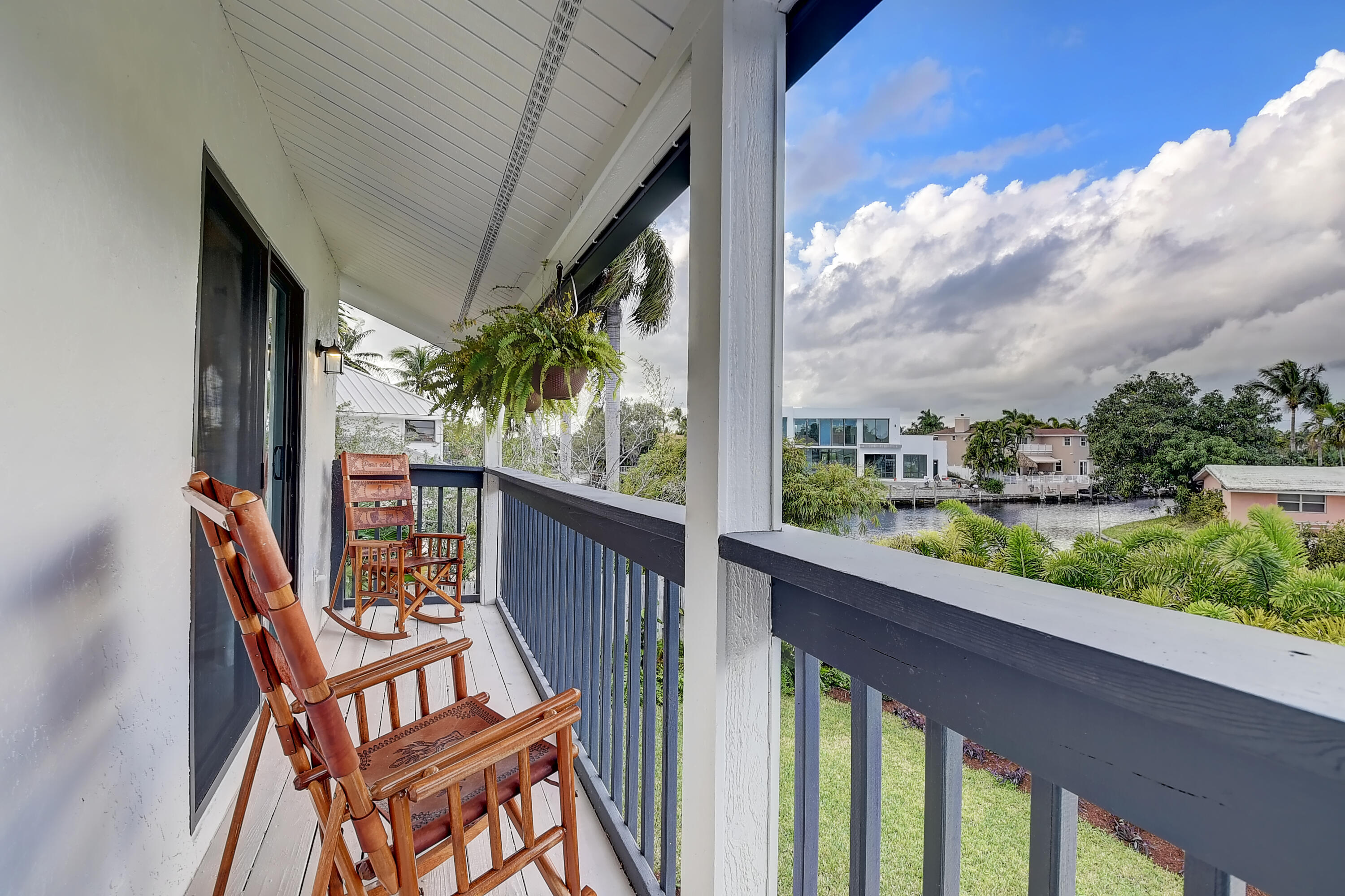 399 SW 15th Street