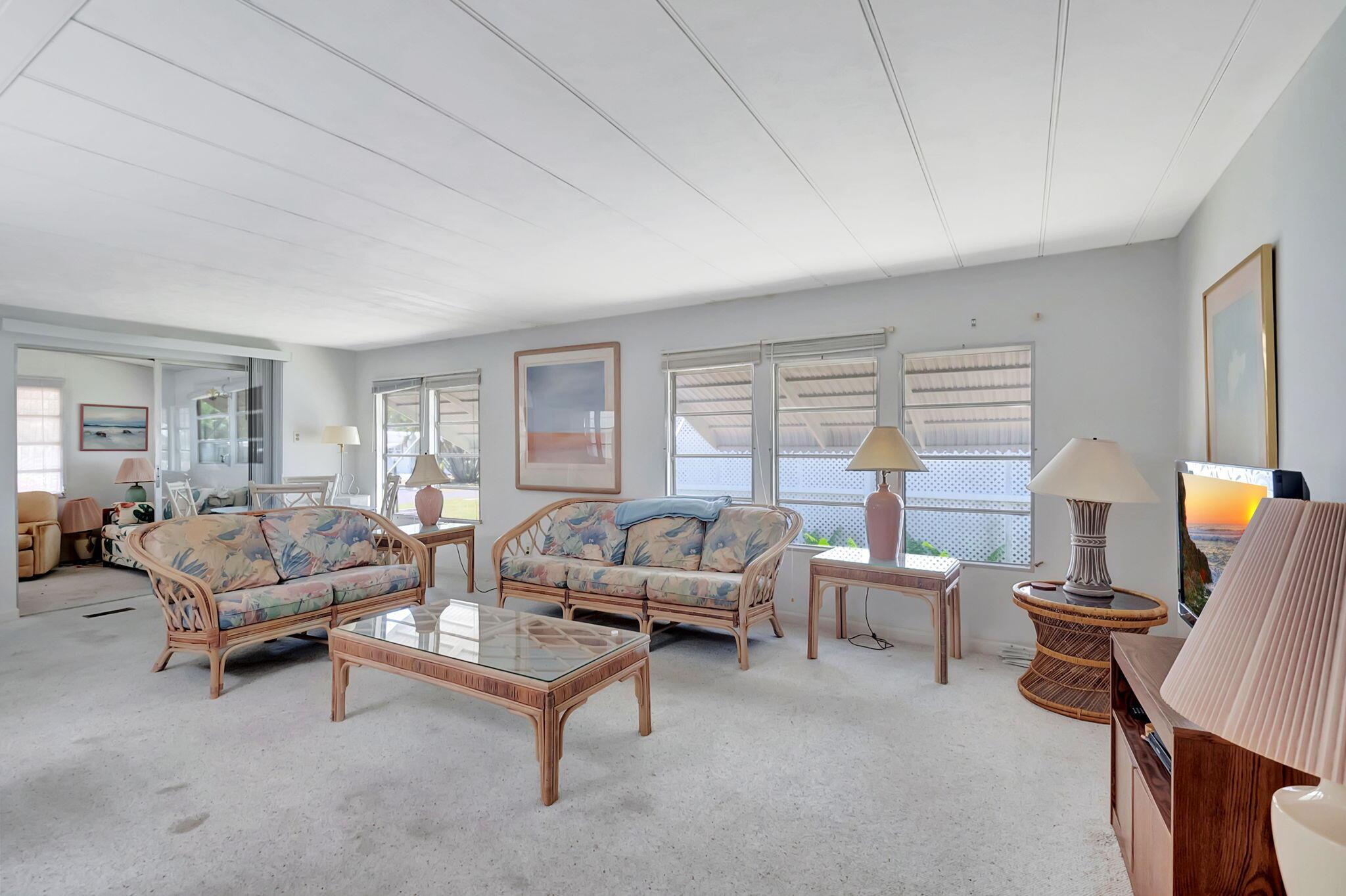 12375 S Military Trail S 55