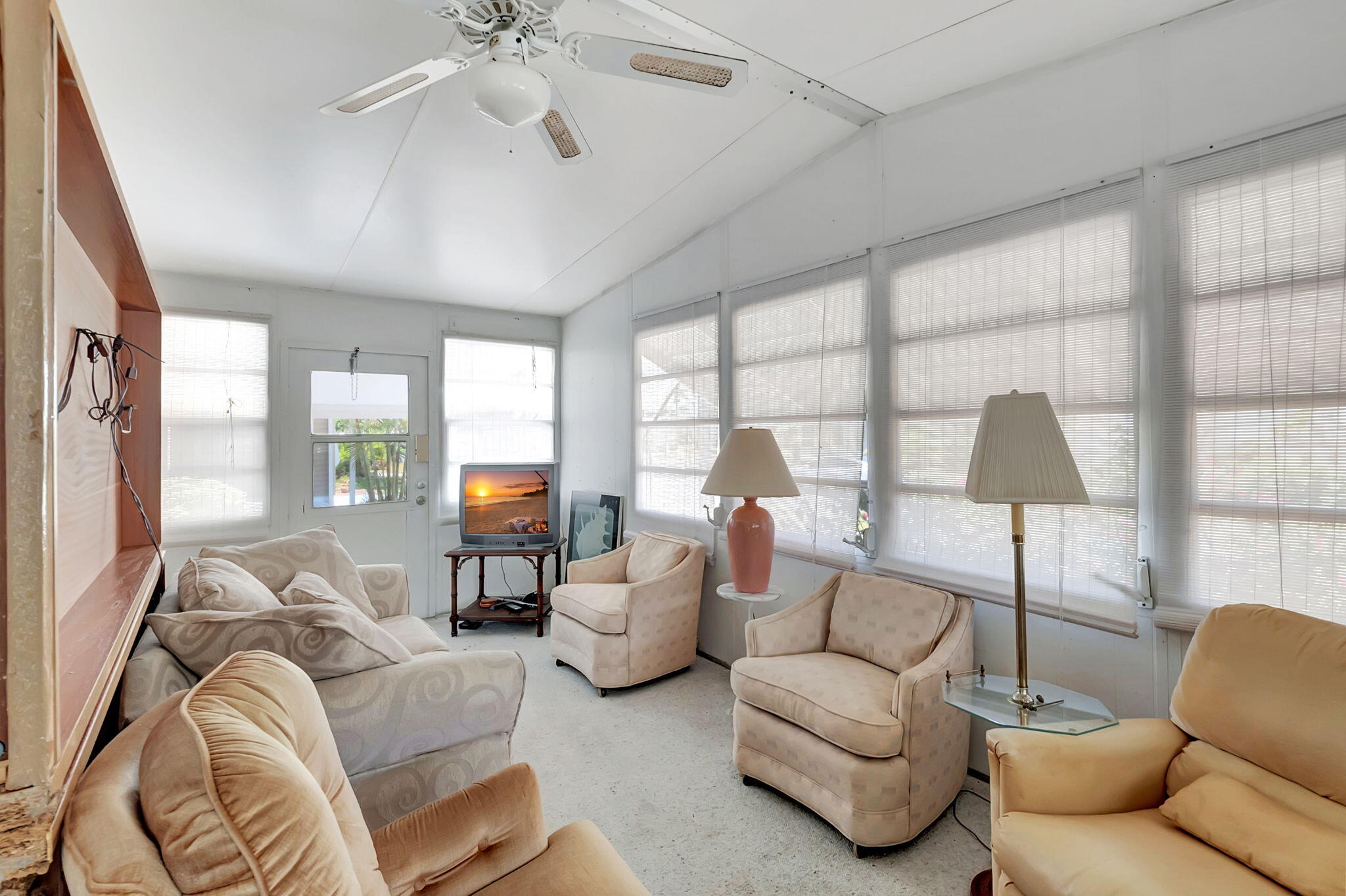 12375 S Military Trail S 55