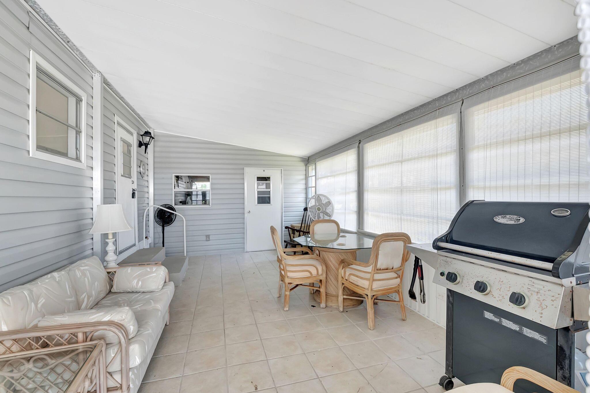 12375 S Military Trail S 55