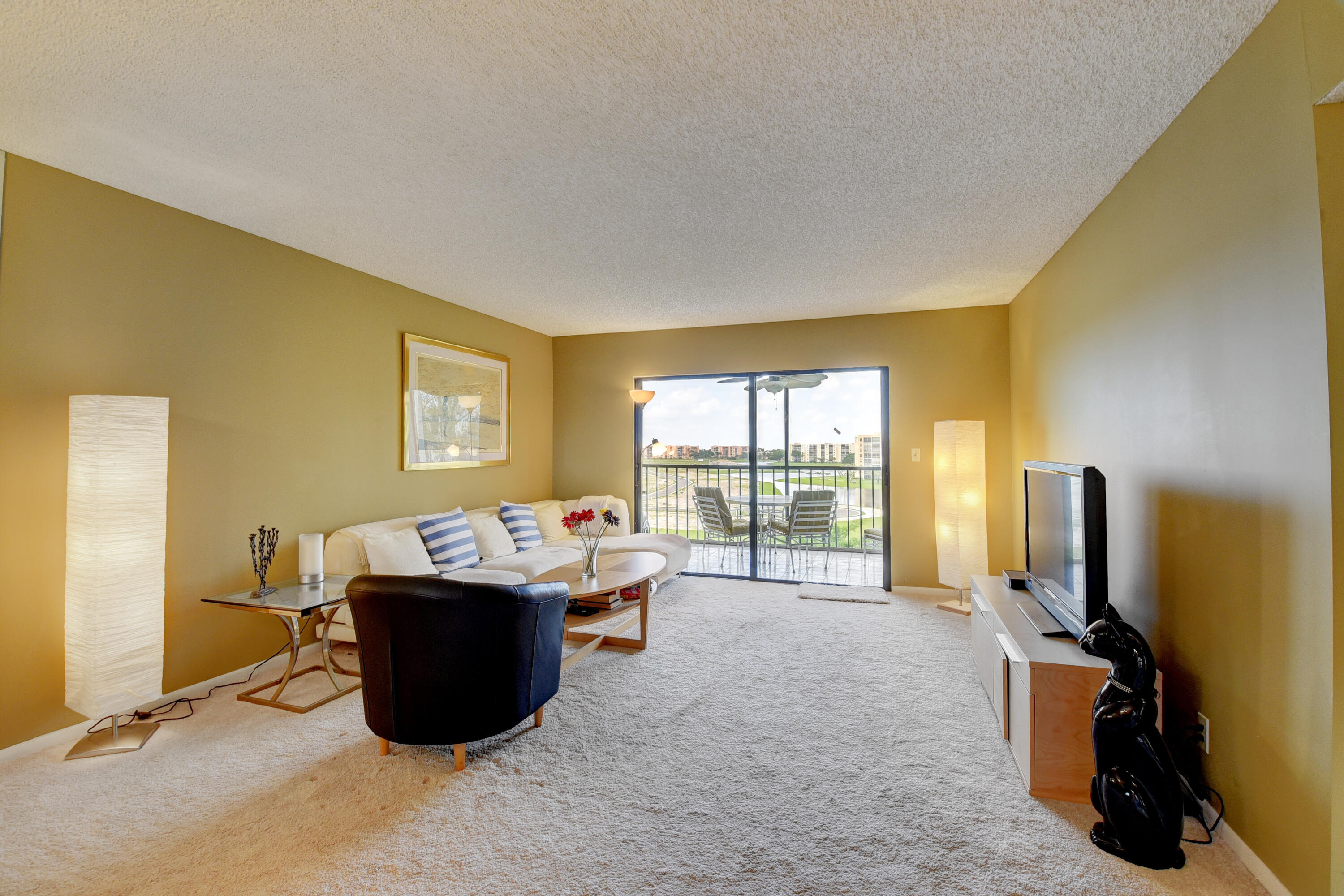 14425 Strathmore Lane 608
