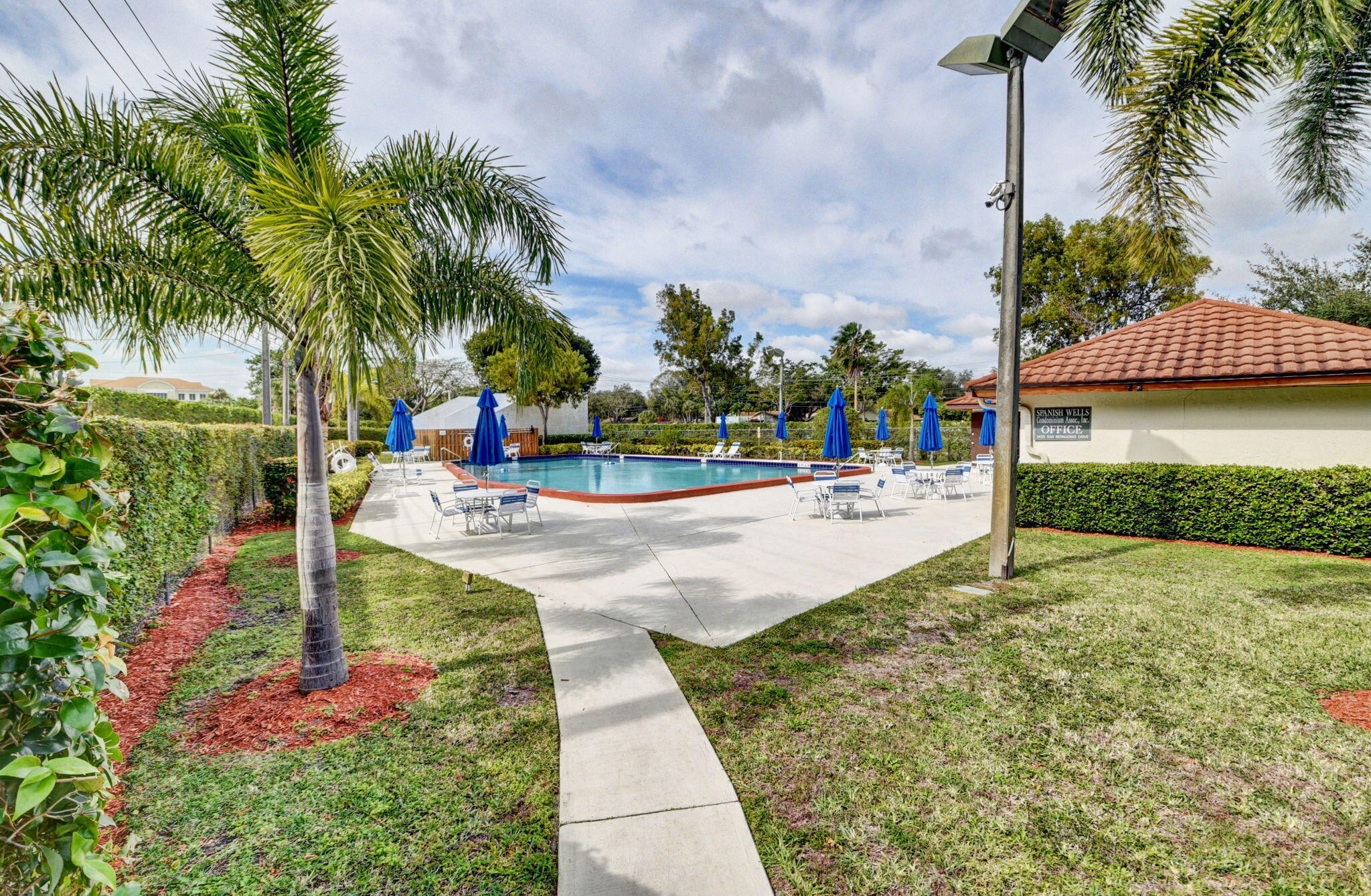 3109 San Clara Drive 9-C